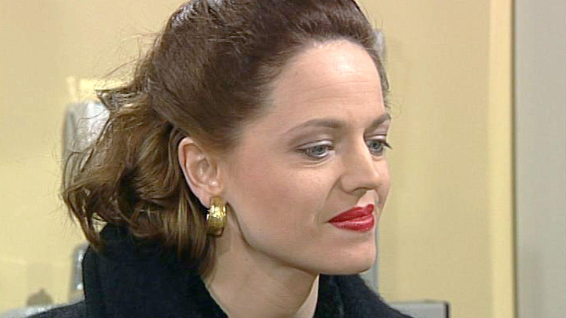 Rebecca soll Barbara eine Fehlgeburt bescheinigen