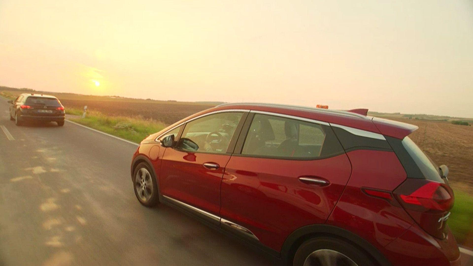Thema u.a.: Opel Ampera E - Rekordfahrt