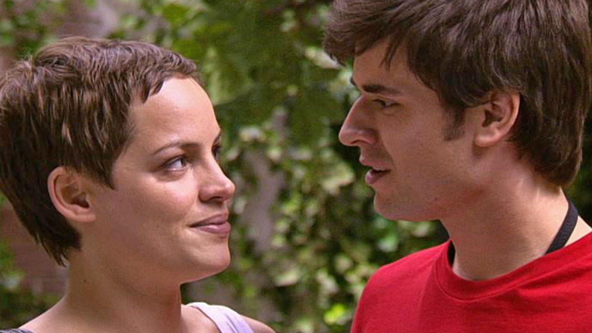 Paco und Lara entwerfen Pläne für die Zukunft