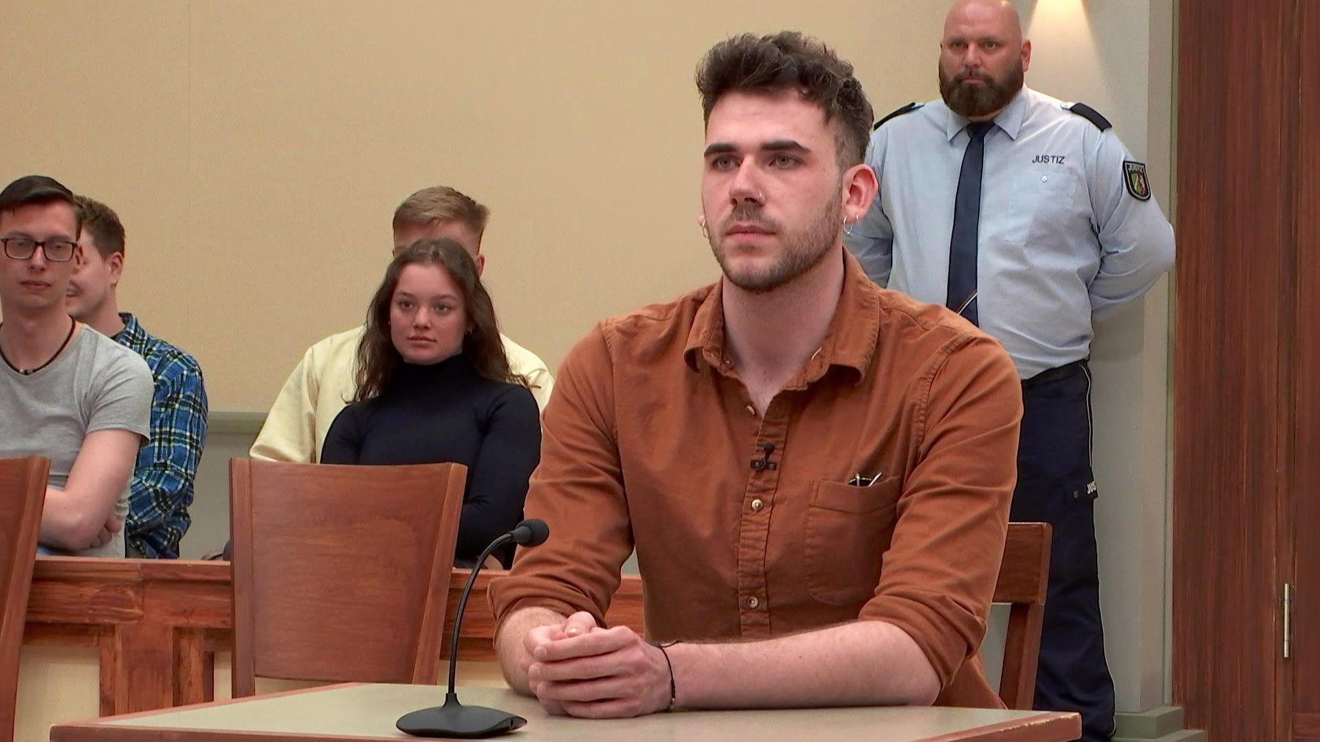 Hat Student illegales Glücksspiel veranstaltet, um Vaterschaft zu finanzieren?