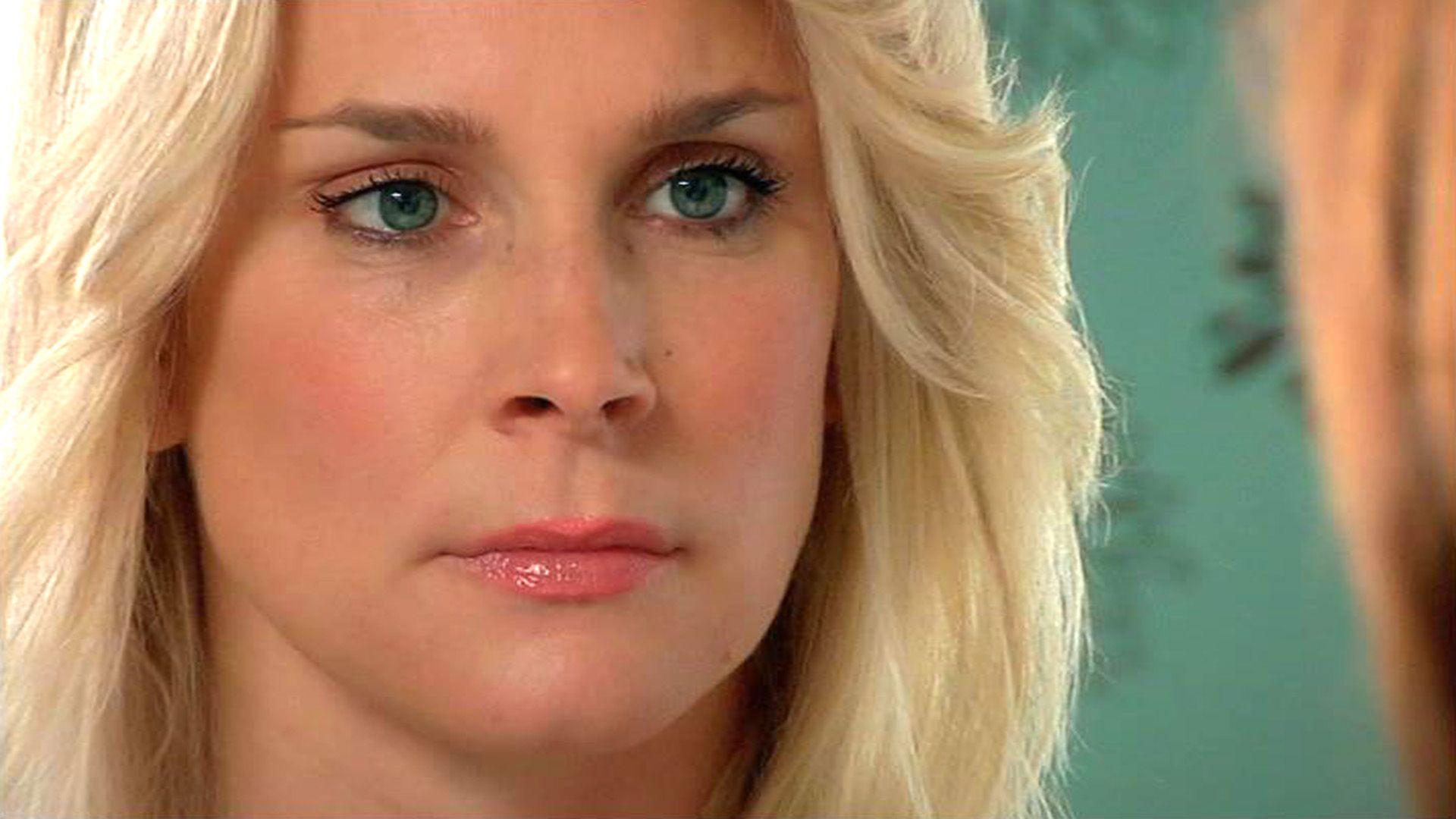 Eva muss frustriert eine Niederlage einstecken