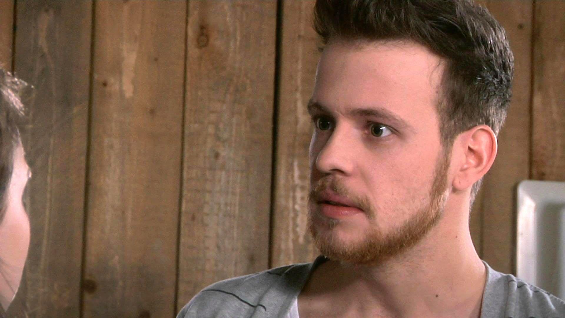 Kira nervt Tobias