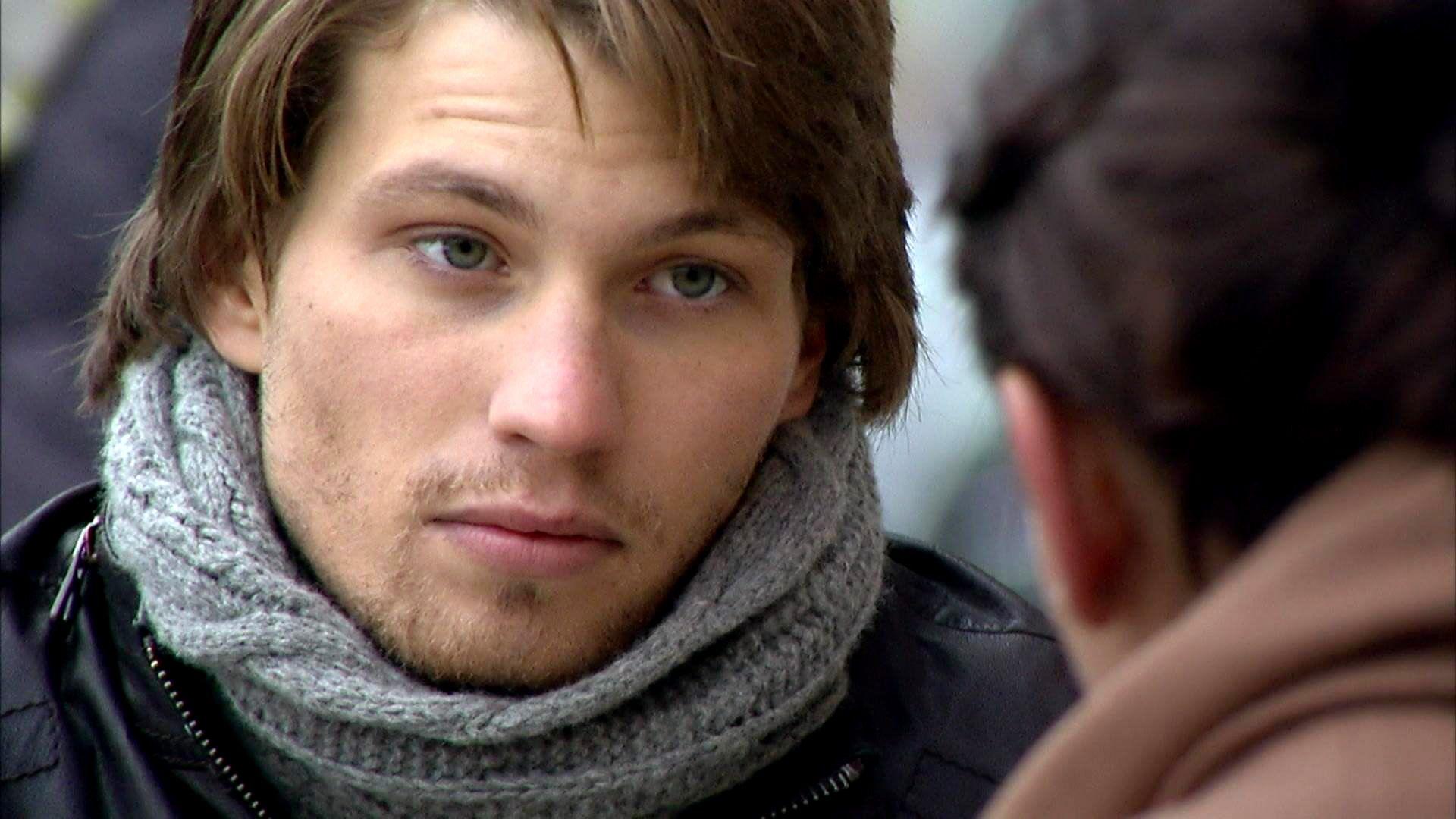 Dominiks erste Therapiestunde steht kurz bevor.