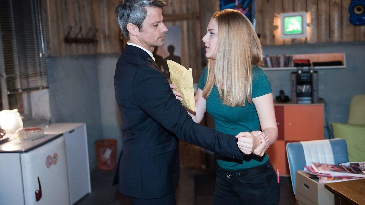 Benedikt verletzt Fiona
