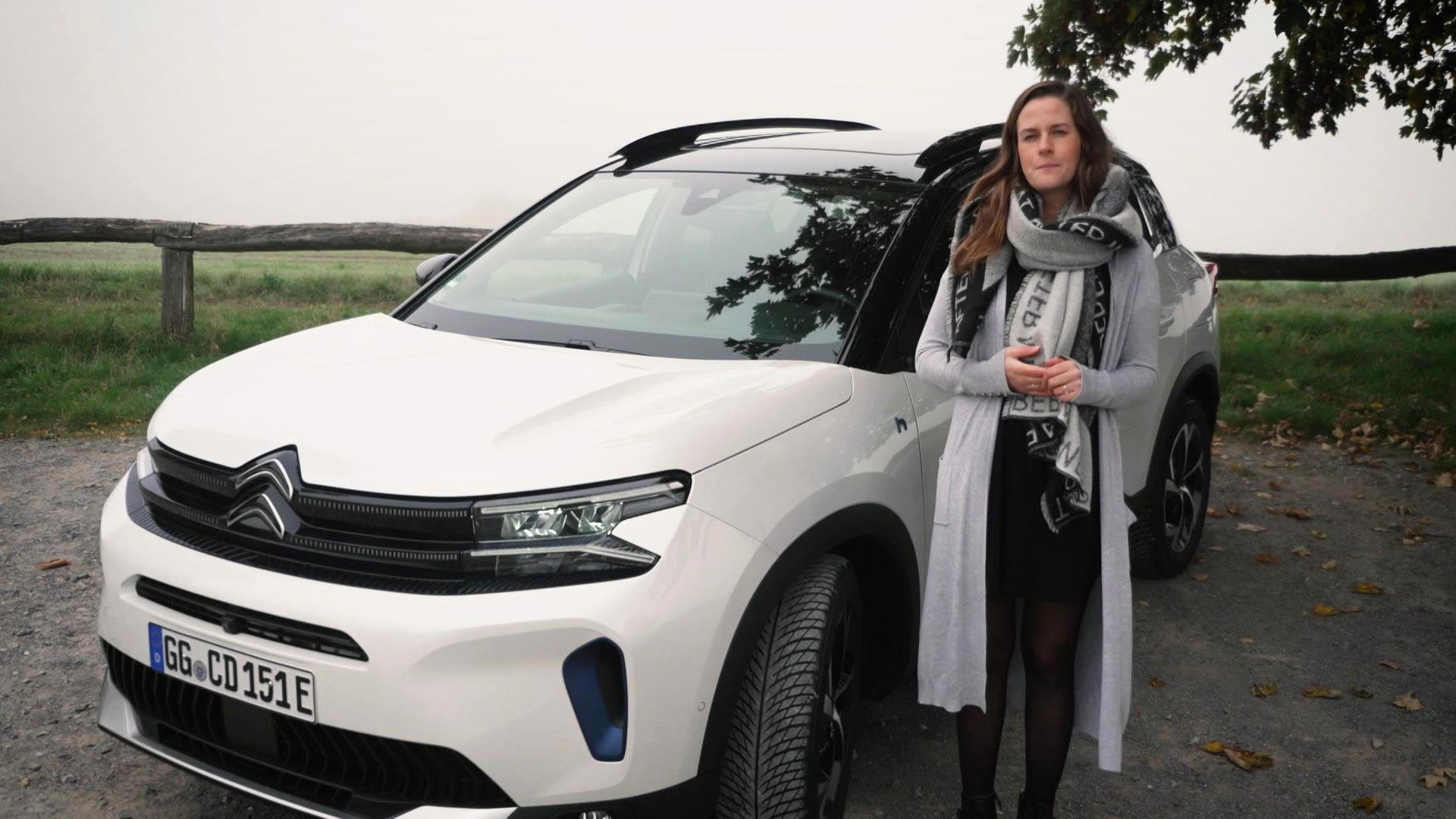 Thema u.a.: Mehr als nur ein Facelift? Helena nimmt den Citroen C5 Aircross unter die Lupe