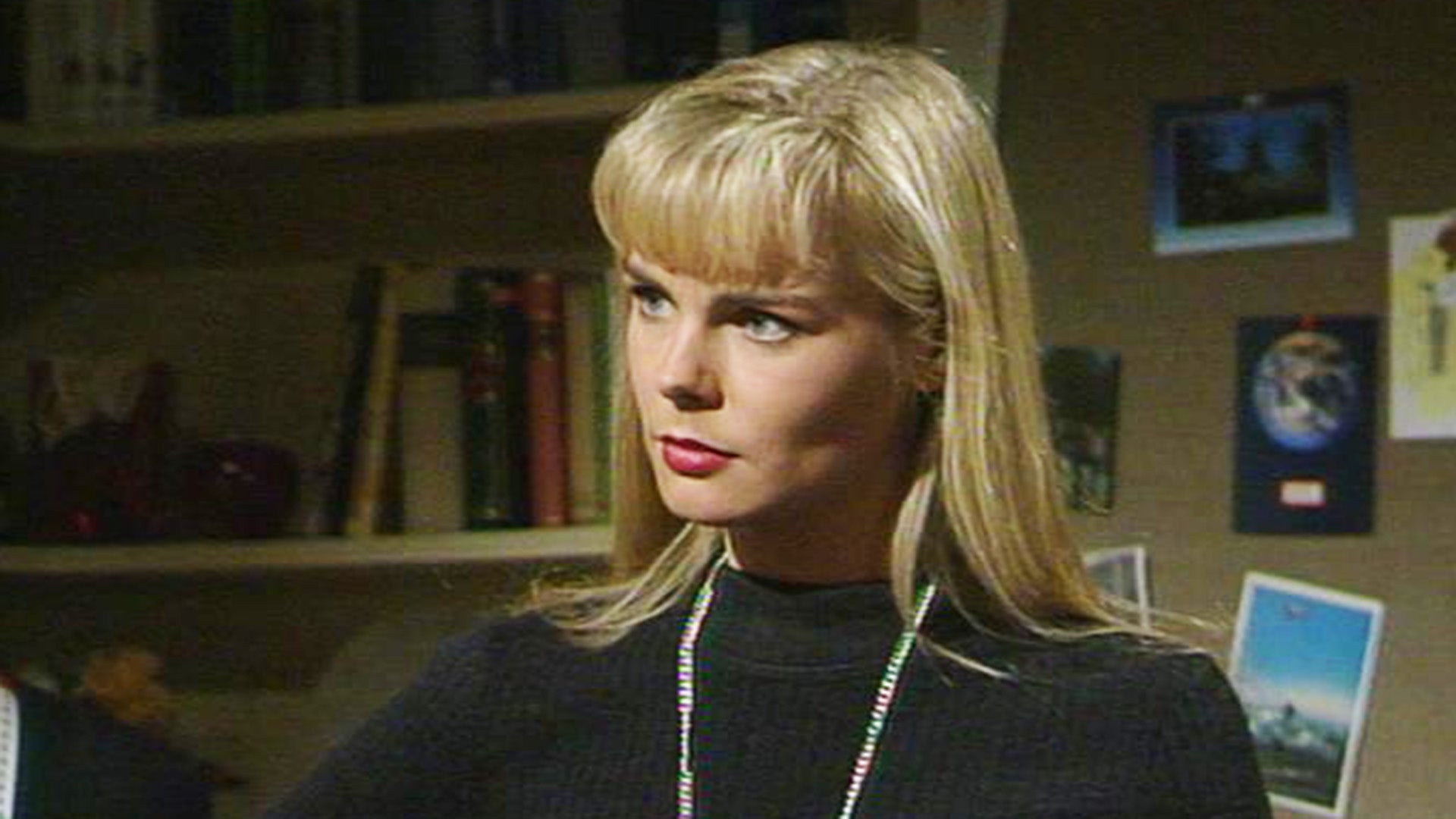 Tina will nie wieder mit der Polizei sprechen.