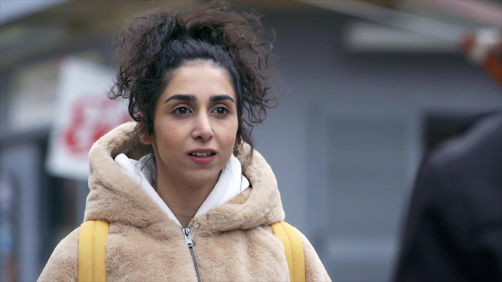 Leyla bemüht sich um einen Ausbildungsplatz