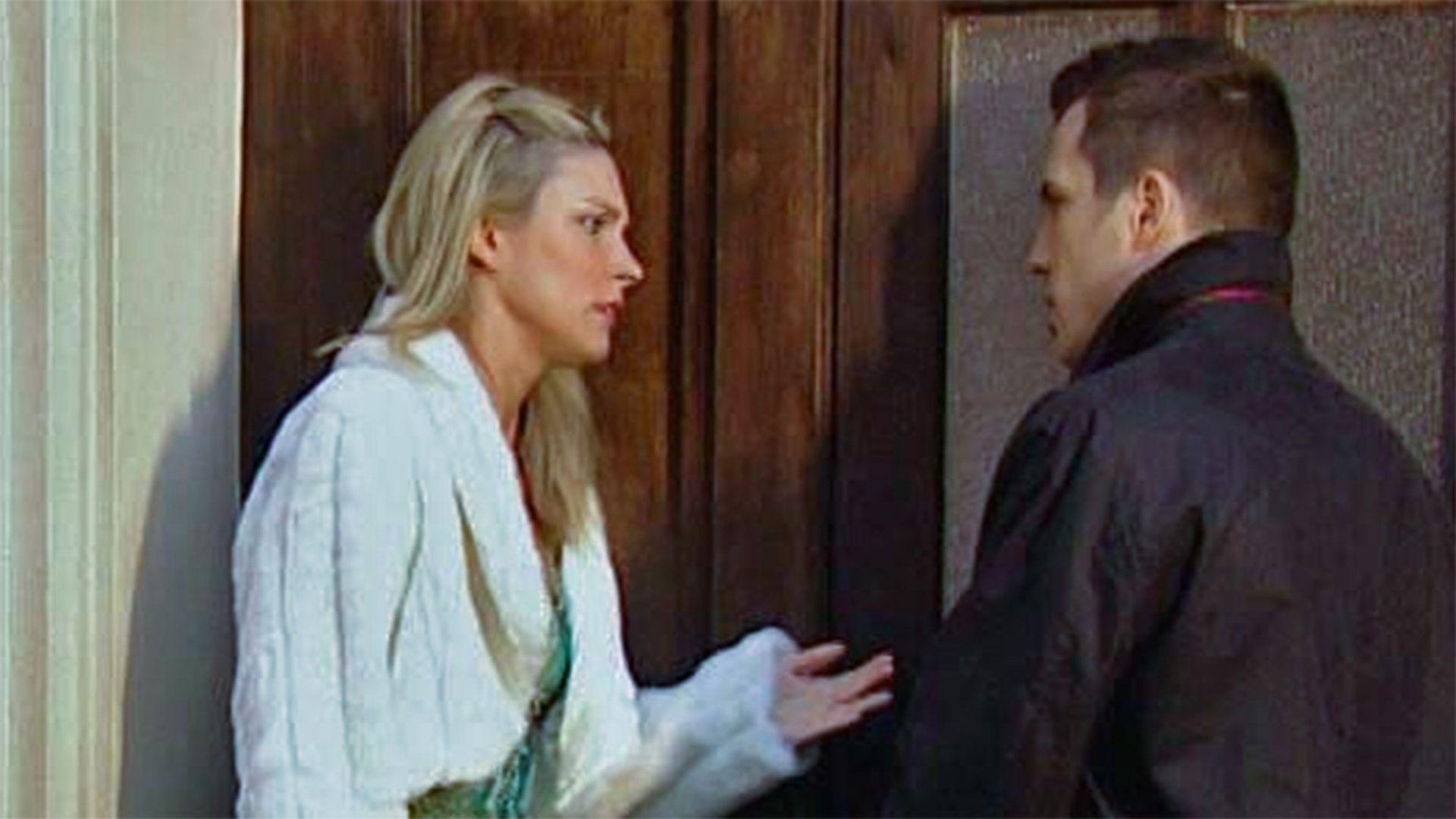 Björn und Eva streiten sich. Irene hat Angst um Connor