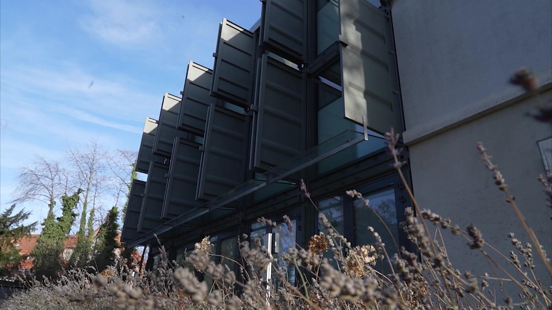 Thema u.a.: Hotel-Startup verwandelt Container in Designhotels