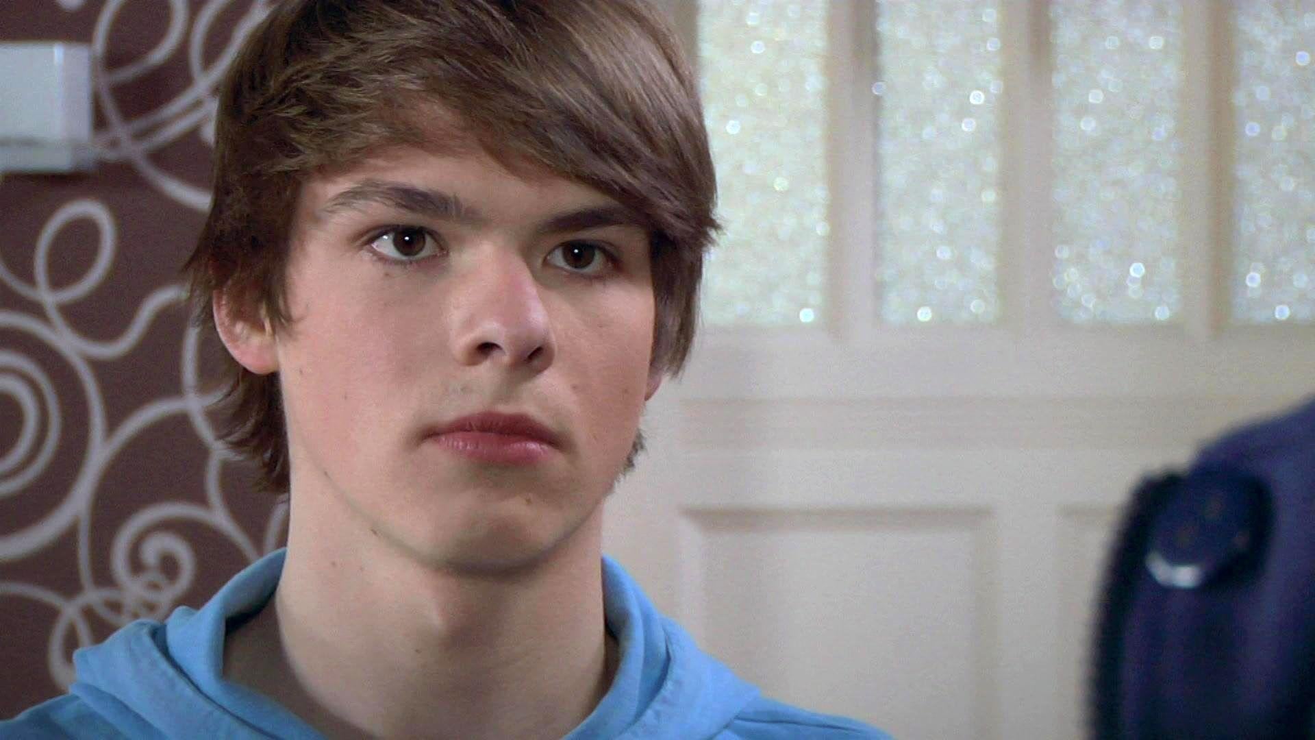 Für Moritz bricht erneut eine Welt zusammen