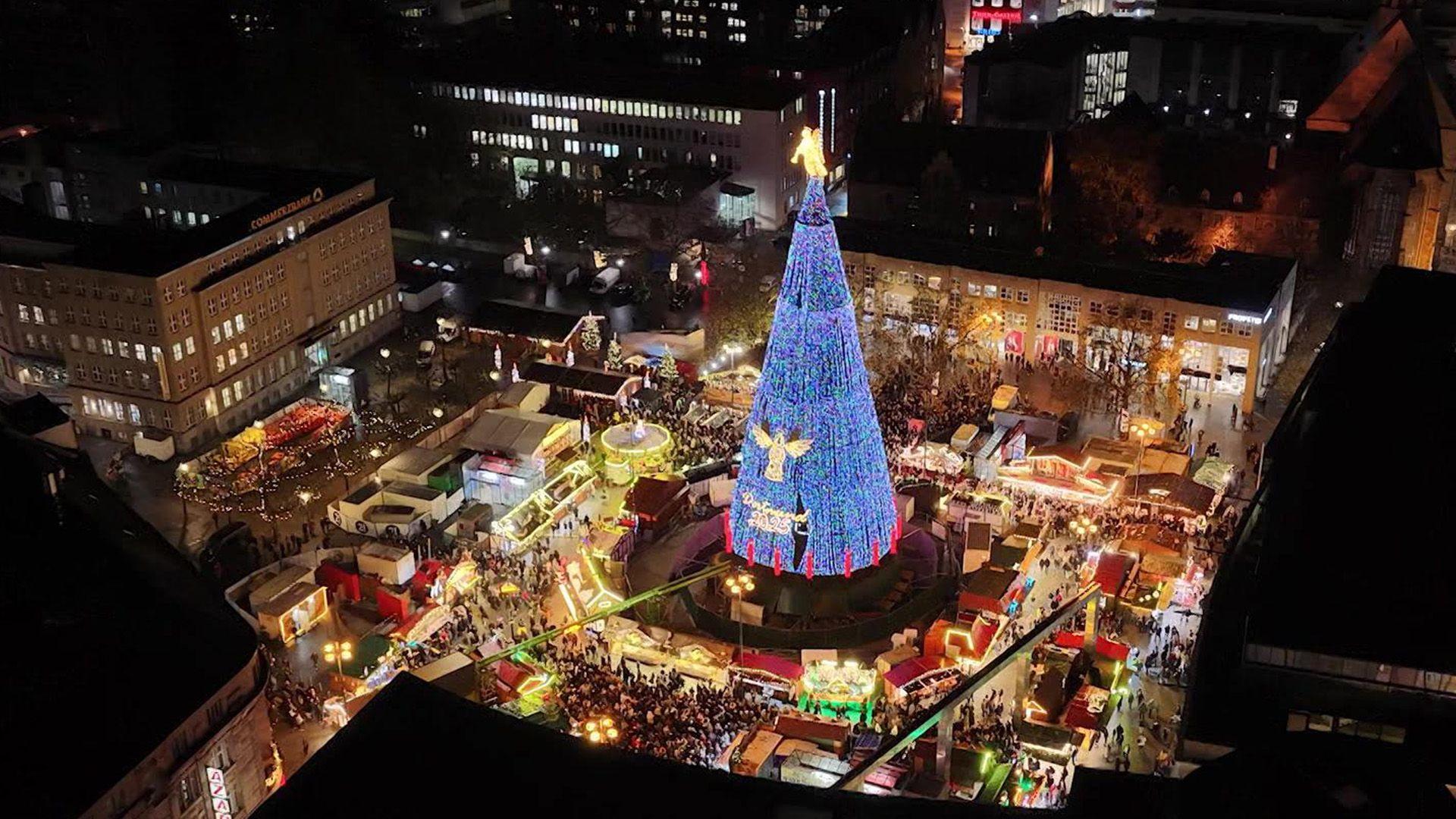 Thema u.a.: Weltrekord - der größte Weihnachtsbaum
