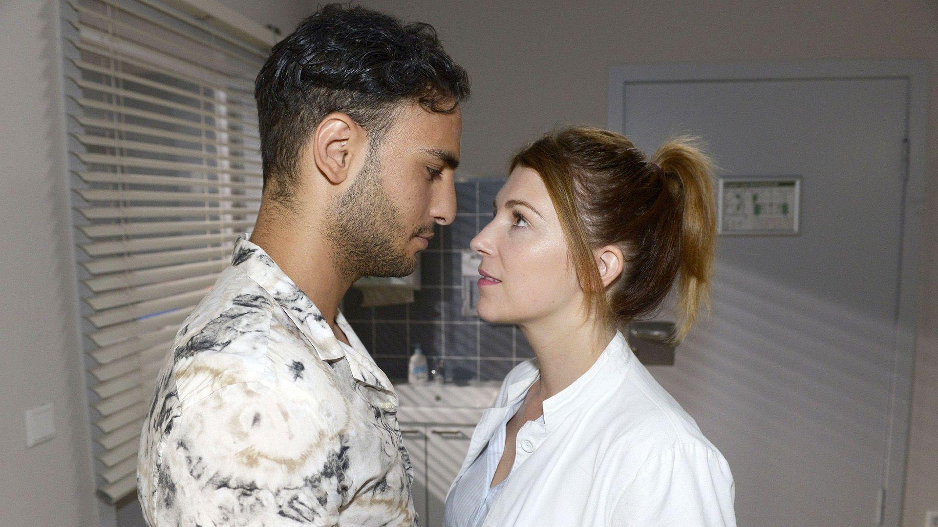Lilly und Nihat sind noch befangen