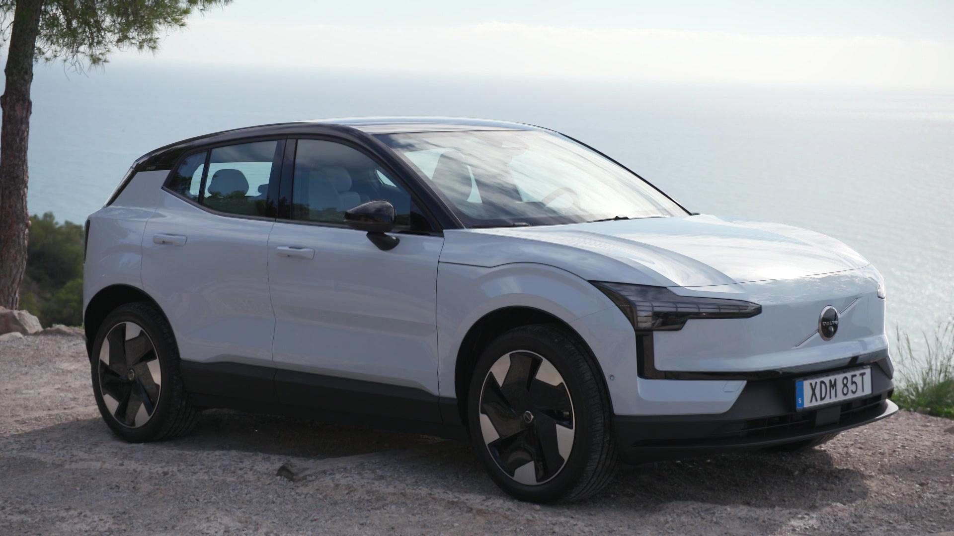 Thema u. a.: Kleinstes Volvo-SUV - Der EX30