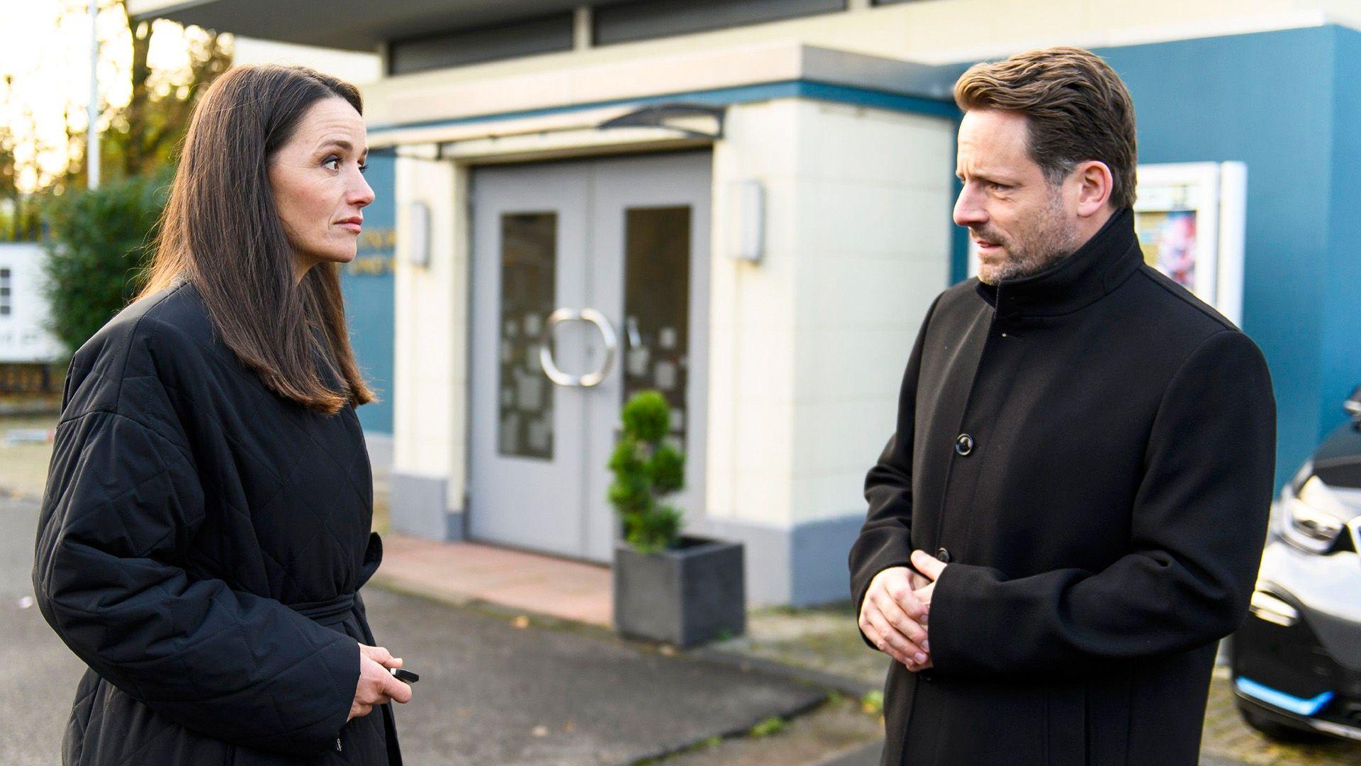 Jenny greift bei Axel zu drastischeren Methoden