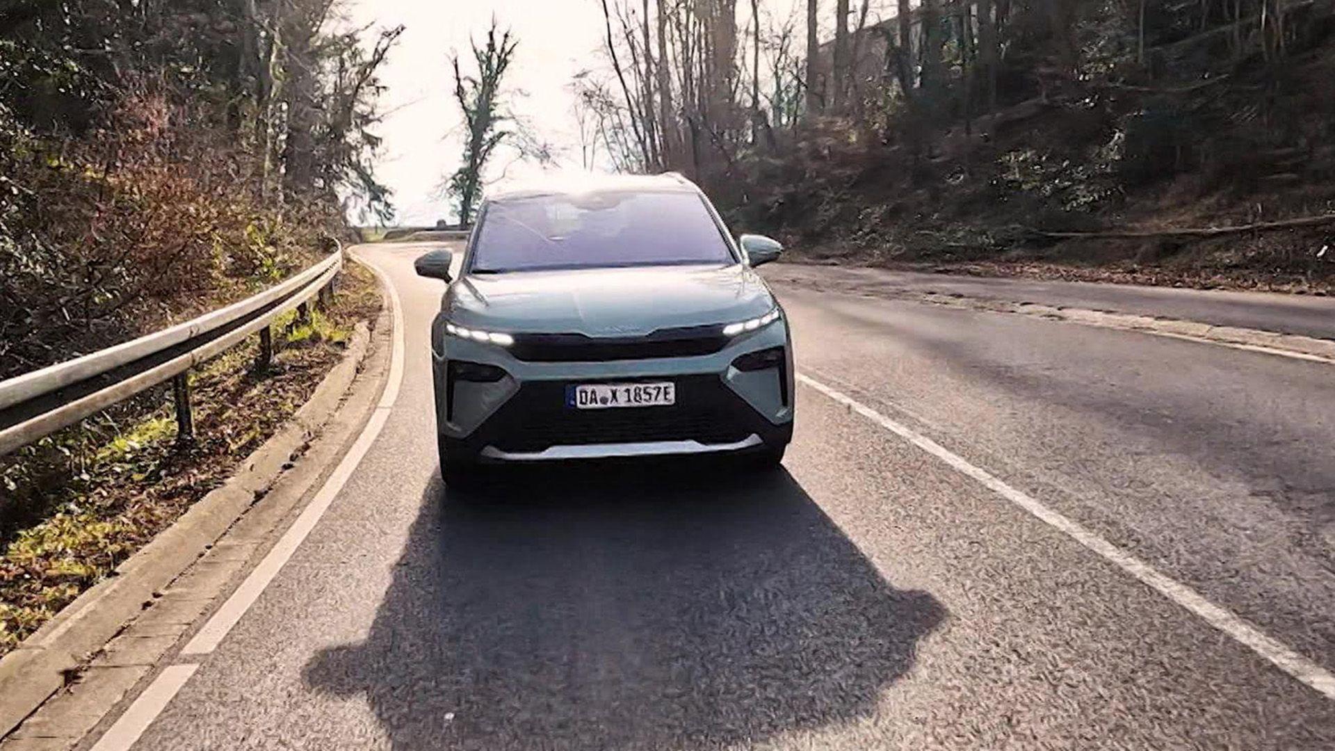 Kia EV3, Volvo EX30 und Skoda Elroq vorgestellt.