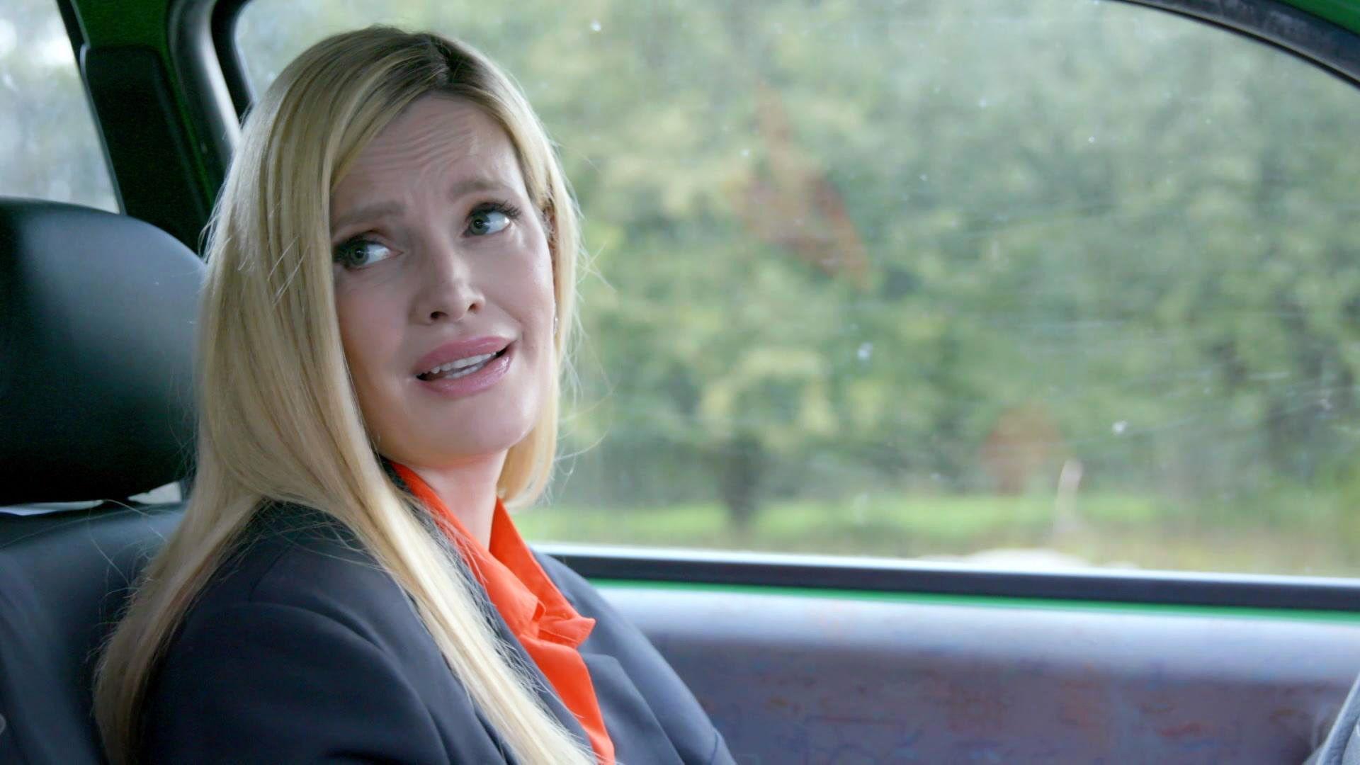 Tills Date mit Mareike beginnt mit einer Autopanne
