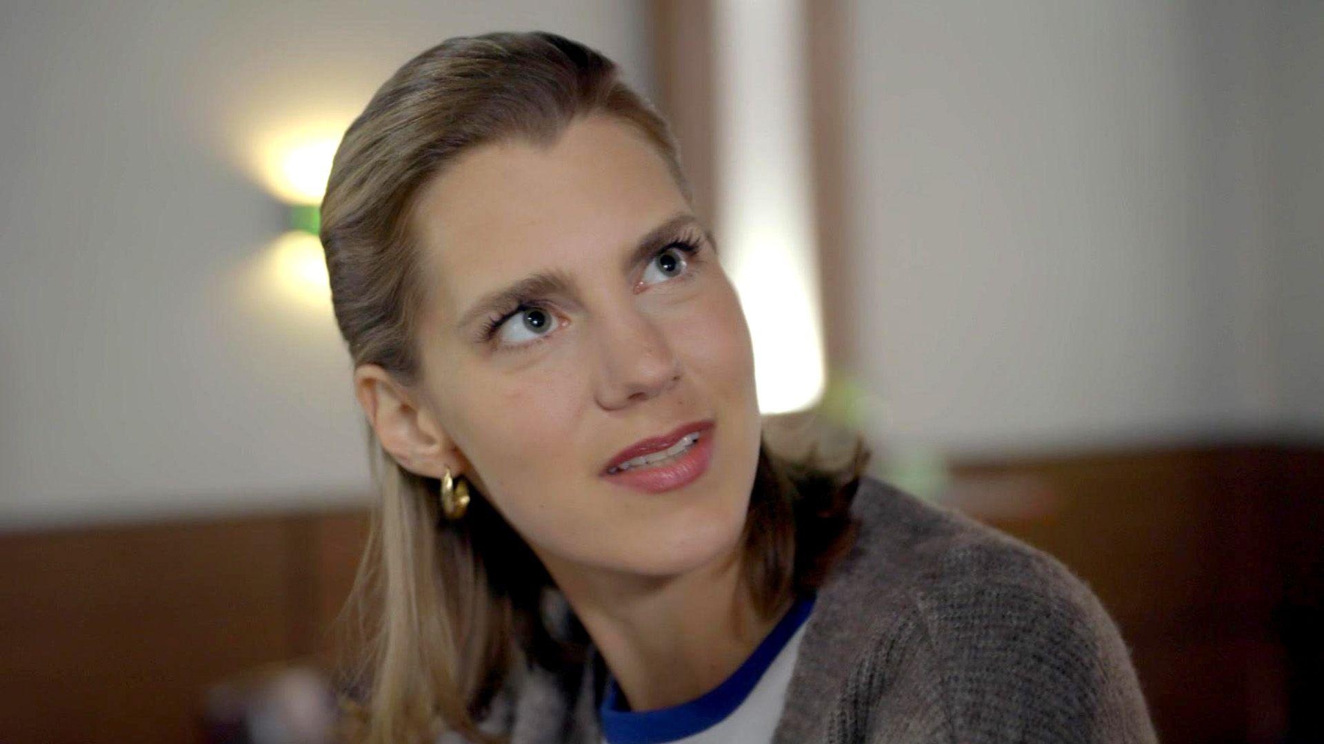 Stella gibt sowohl Paco als auch Jakob einen Korb