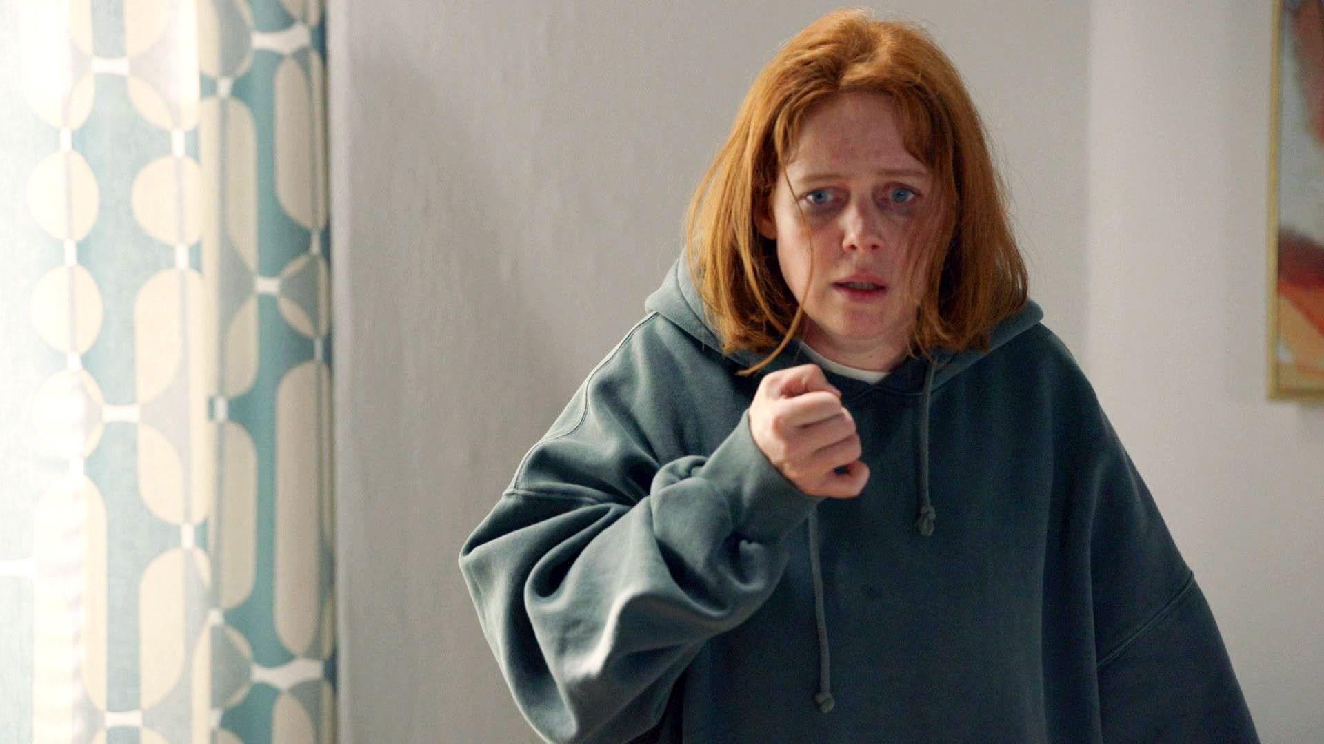 Toni hat große Angst, im Hotel entdeckt zu werden