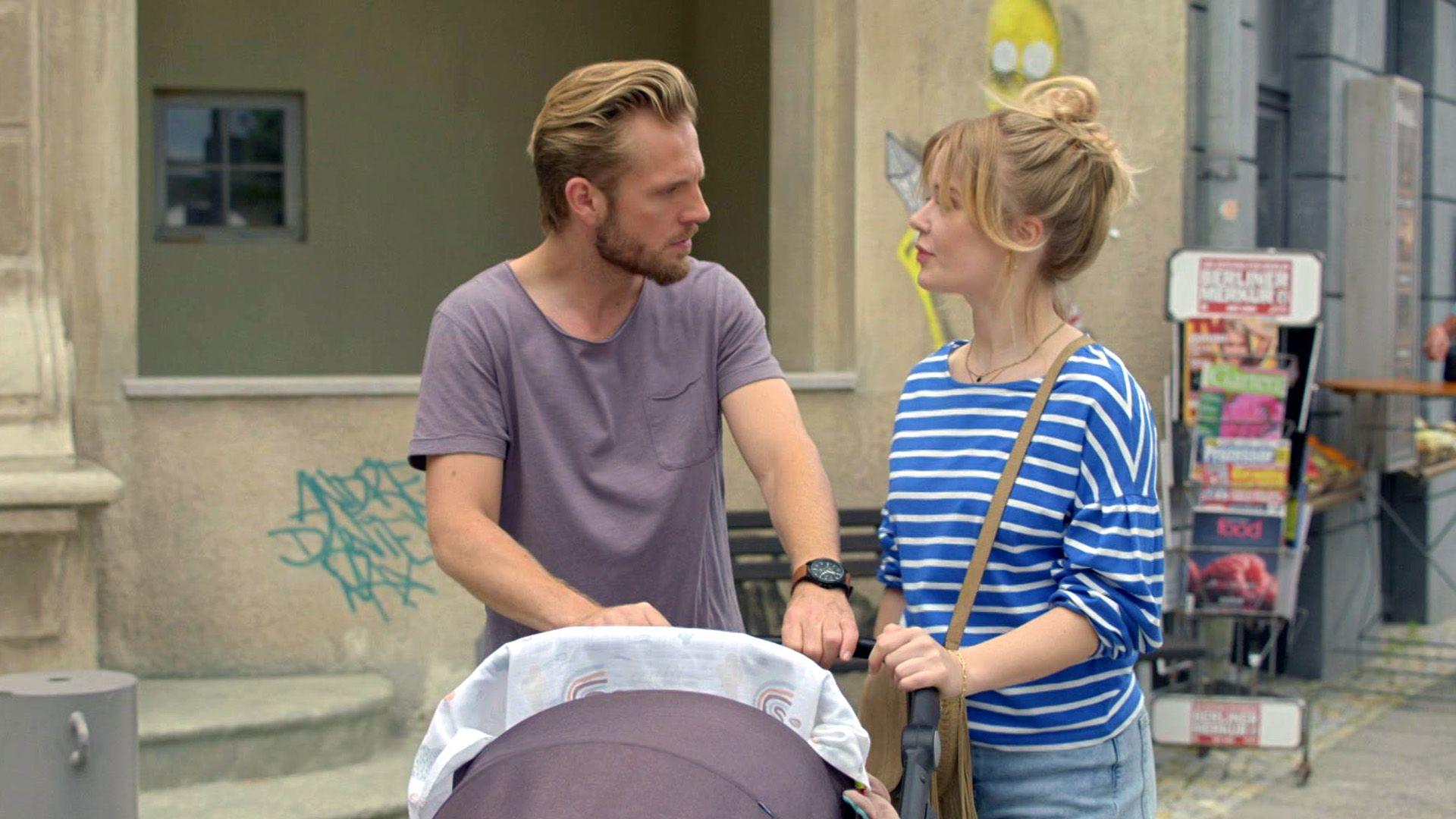 Paul, Gina und Kate kehren von Ginas Eltern zurück