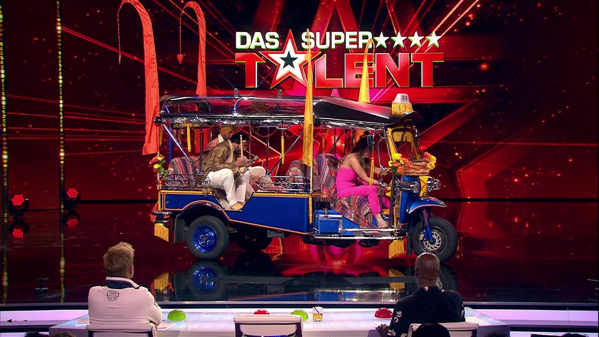 Zaubernde Pizzabäcker & singende Taxifahrer