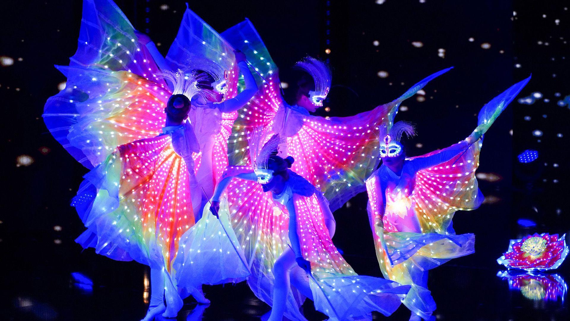 Lichtshow und Tanzperformance
