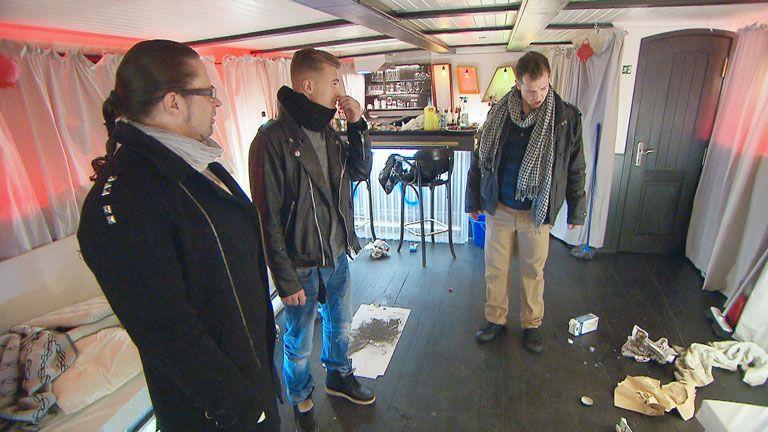 Chaos auf dem Hausboot