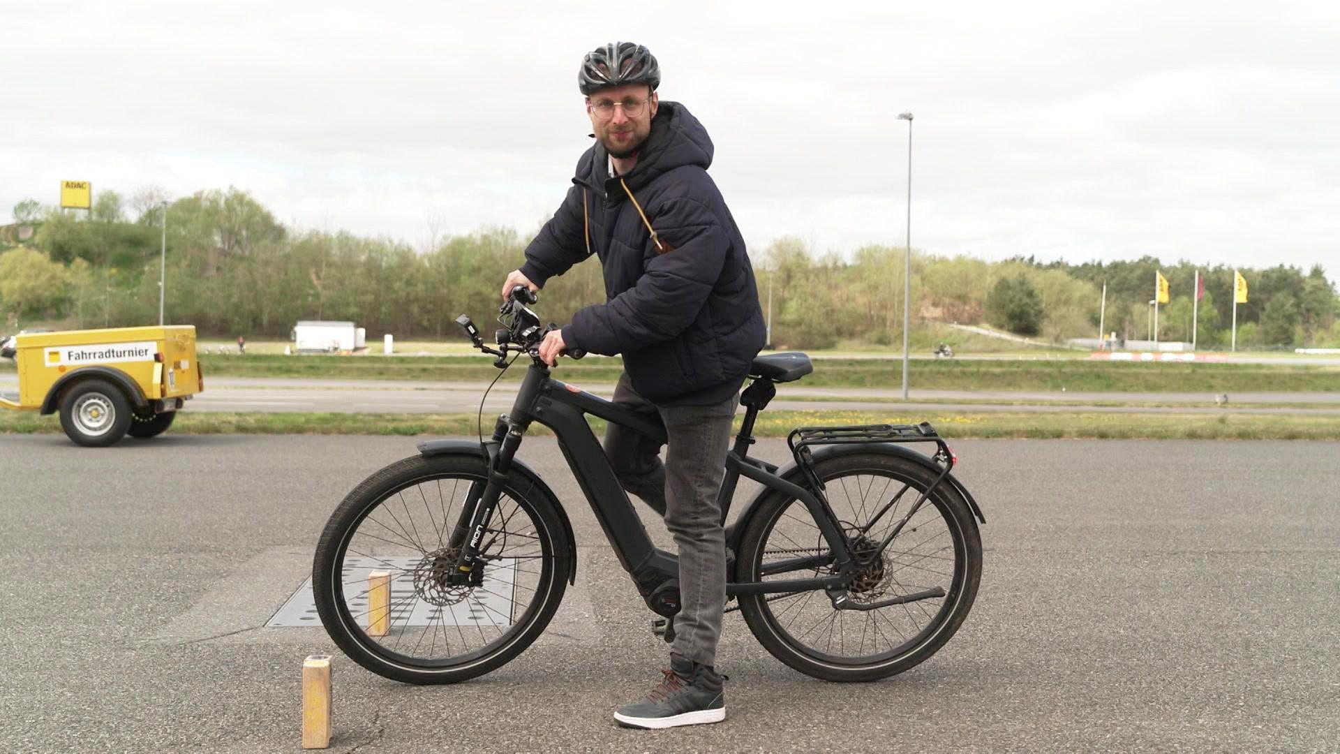 Thema u. a.: Sicher mit dem E-Bike unterwegs: Tipps vom Profi