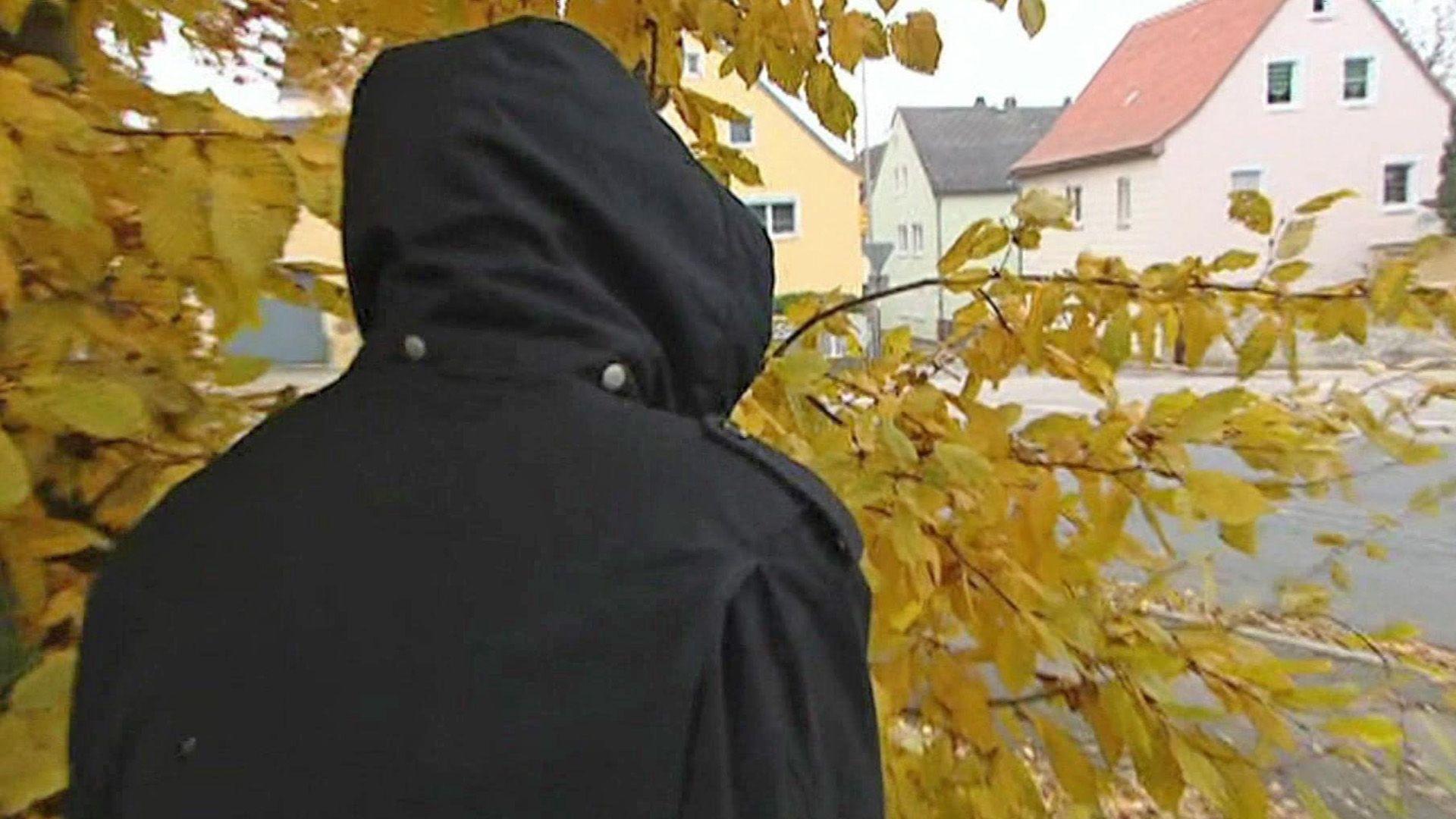 Stalker deckt Familienverhältnisse auf