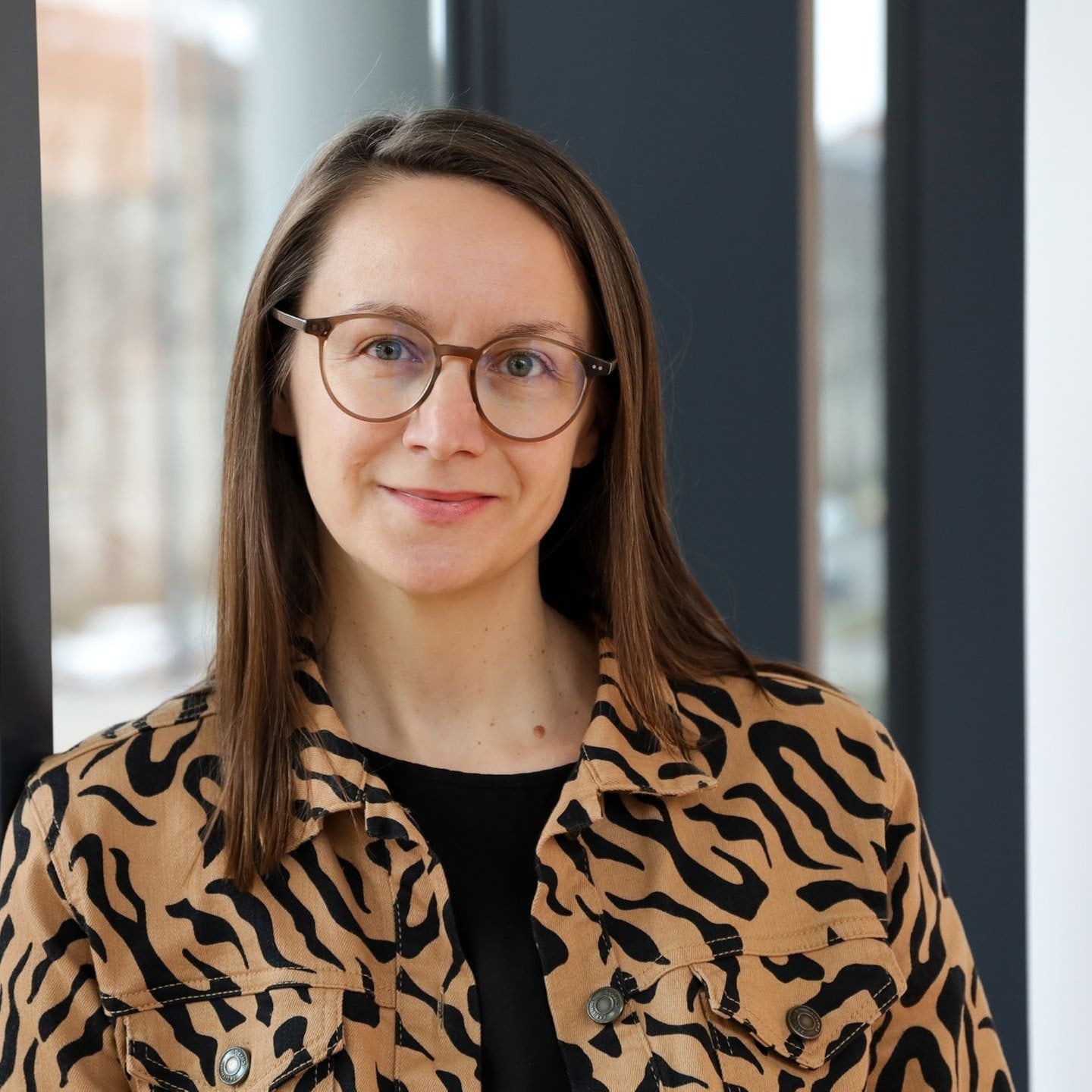 Eine aberwitzige Identitätssuche: Der neue Roman „Popóm“ von Johanna Sebauer