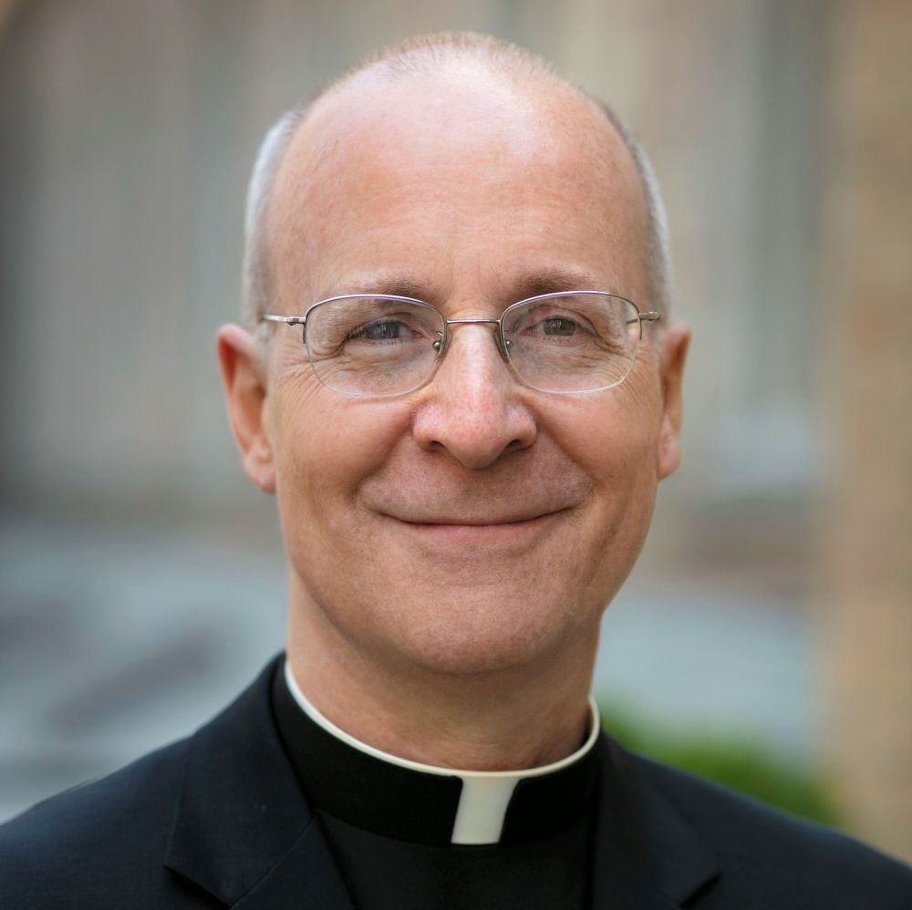 #194 James Martin SJ - LGBTQ-Menschen und der Papst