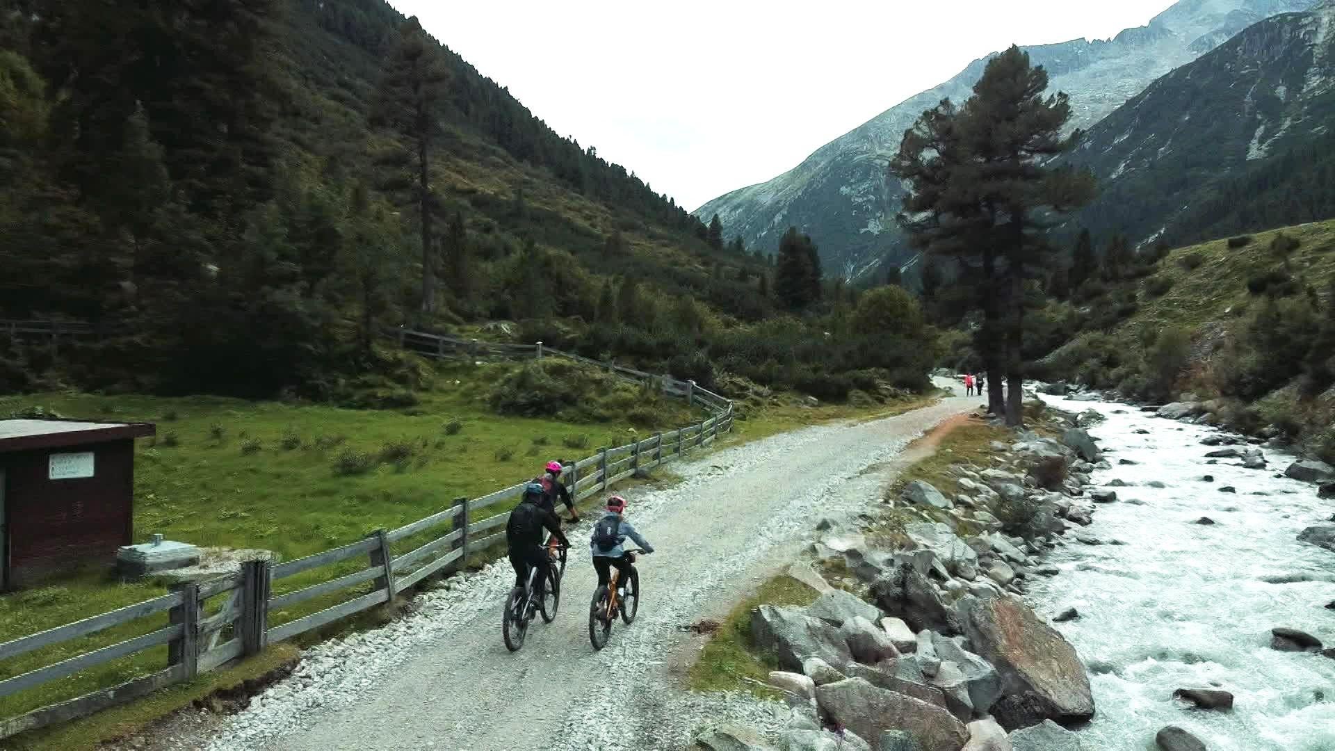 Thema: Mit dem E-Bike über die Alpen