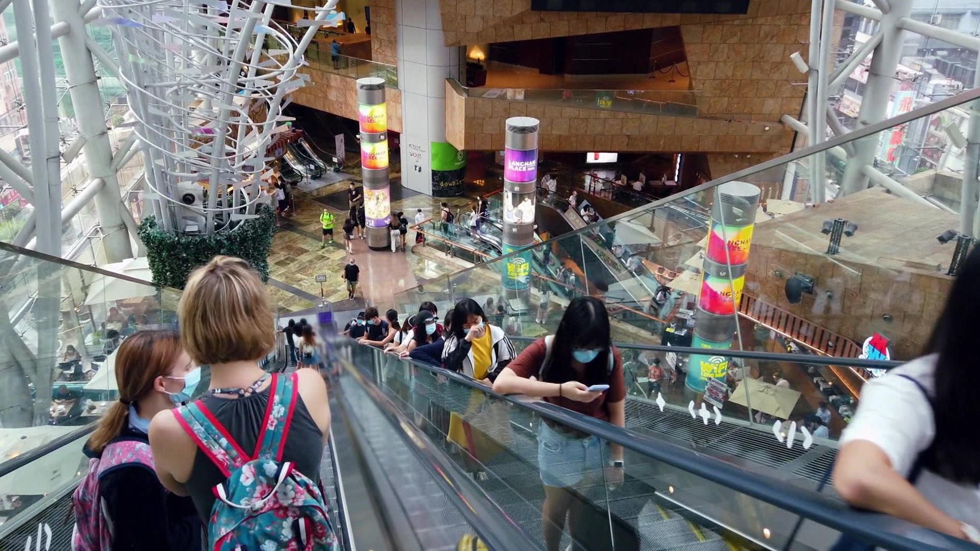 Aufzüge und Rolltreppen