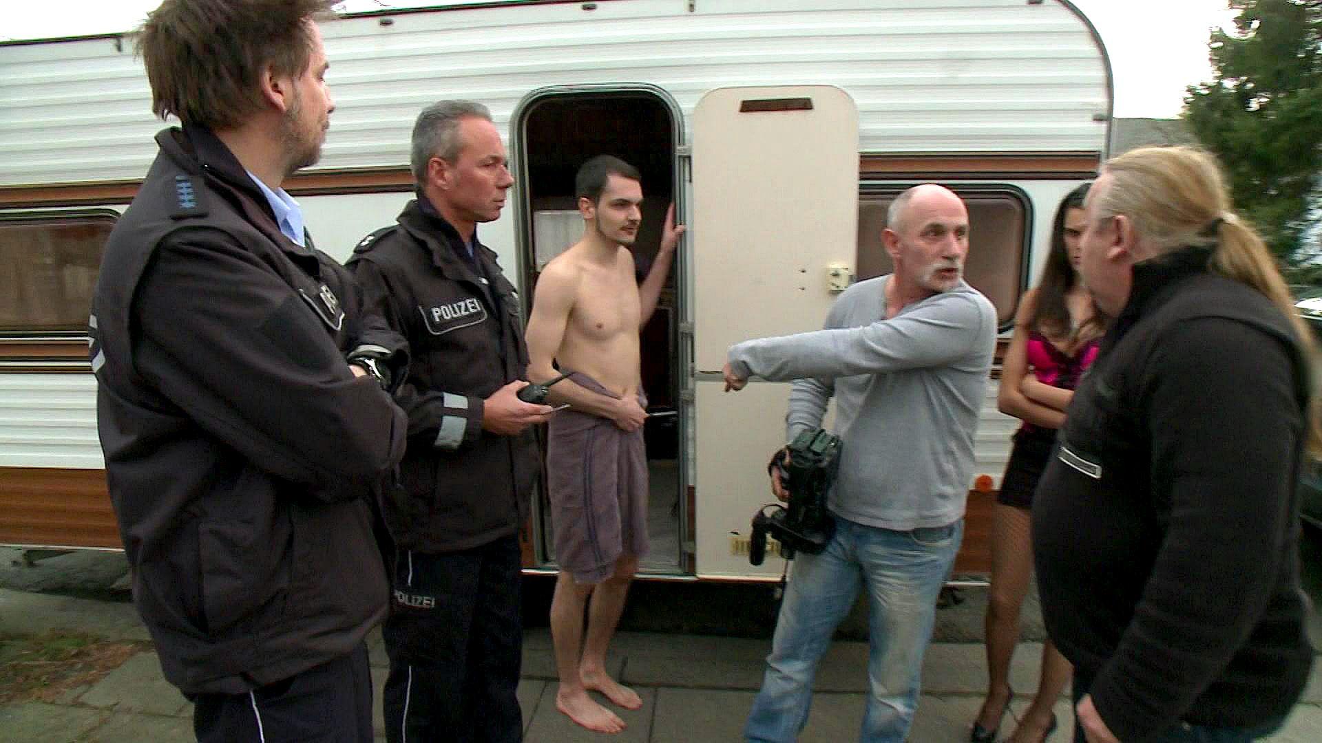 Pornodreh im Wohnwagen