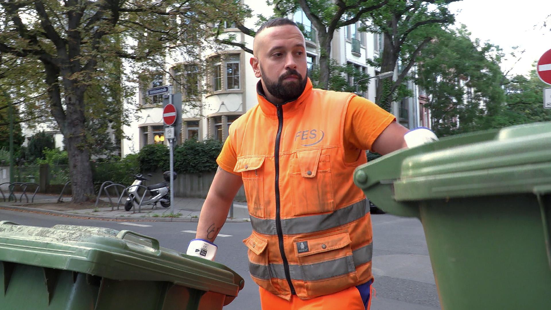 Müllwerker: Drecksjob oder Traumberuf?