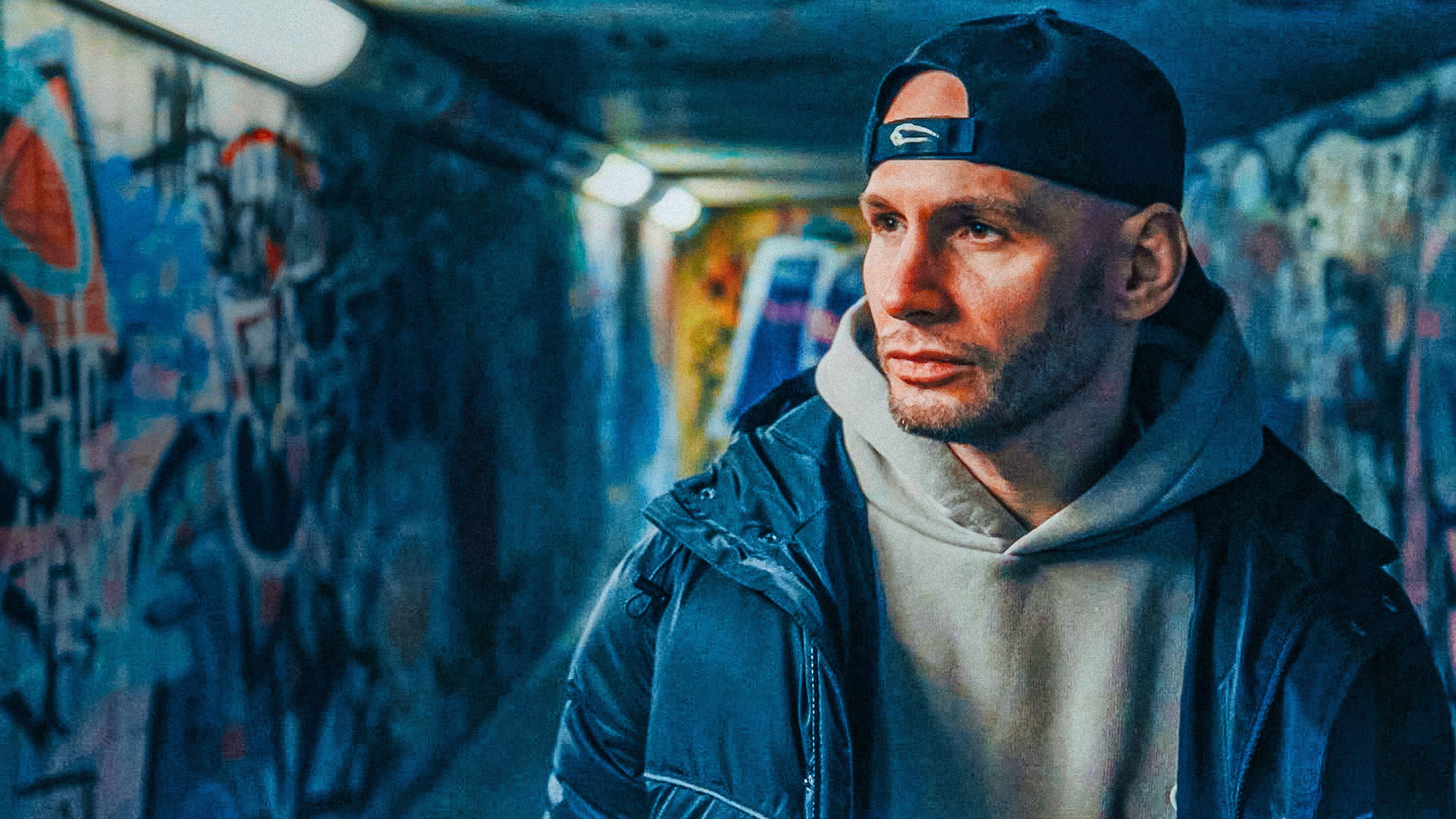 Die Flying-Uwe-Story - vom Junkie-Sohn zum Multimillionär