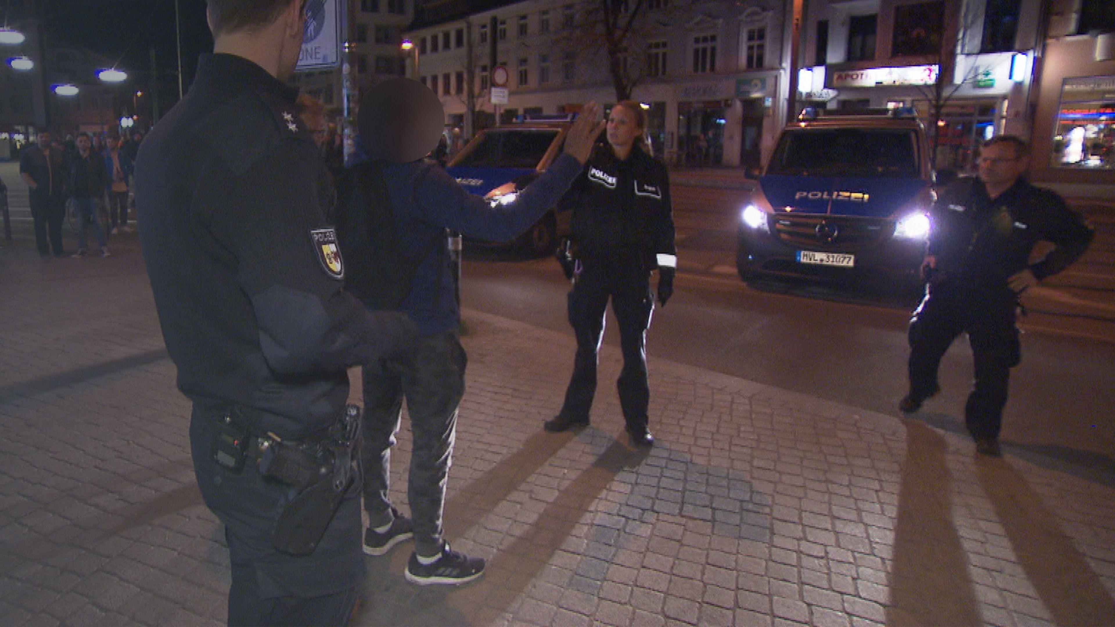 Der verlorene Respekt - Ordnungshüter in Gefahr