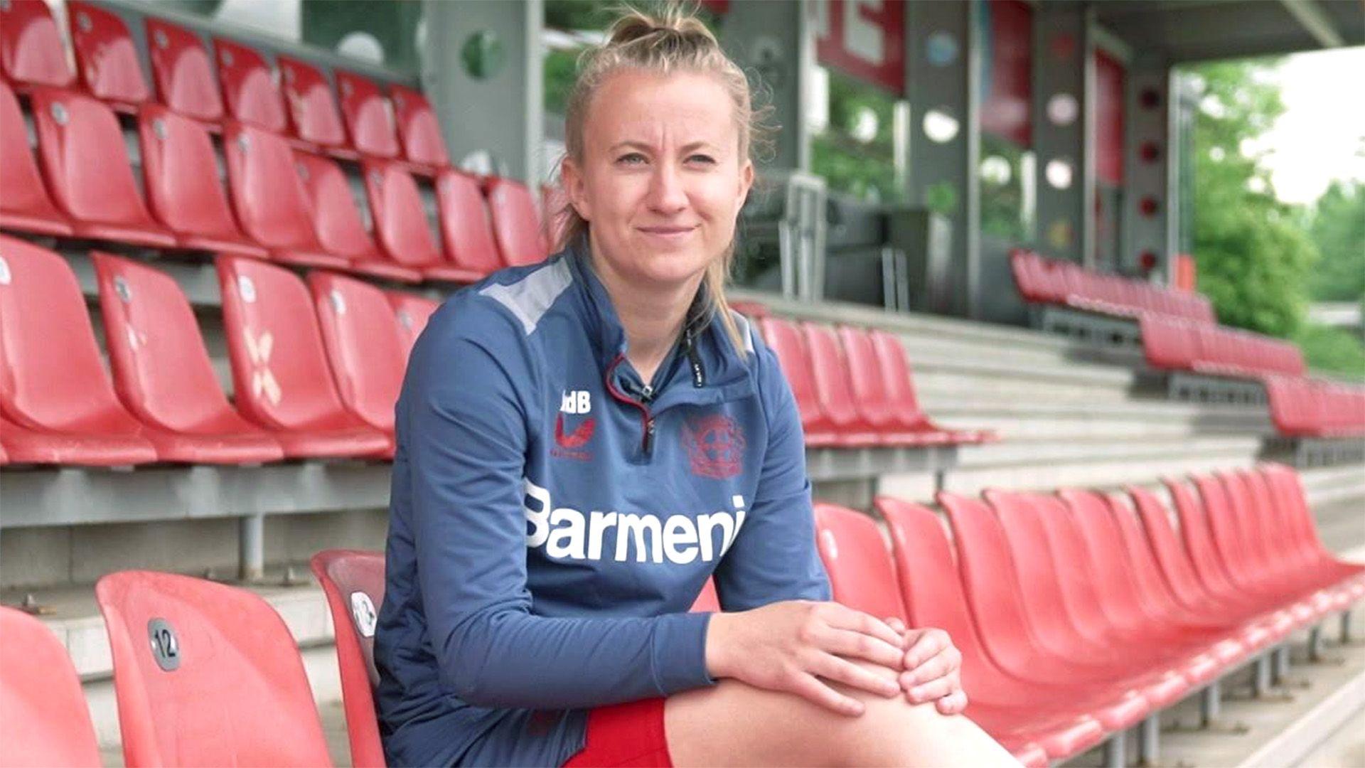 Abseits? Von wegen! - Frauen erobern die Fußballwelt