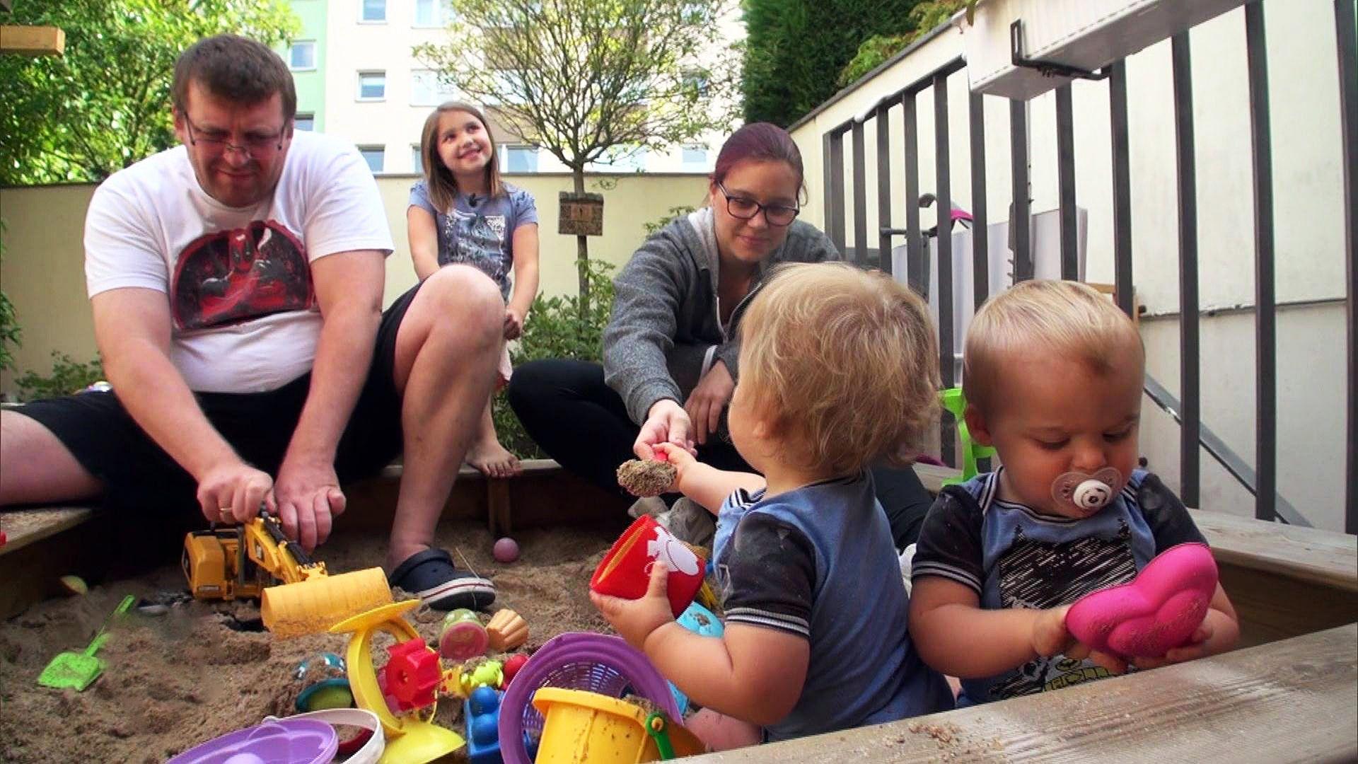 Marie ist aufgeregt: Ihr dritter Bruder kommt zur Welt