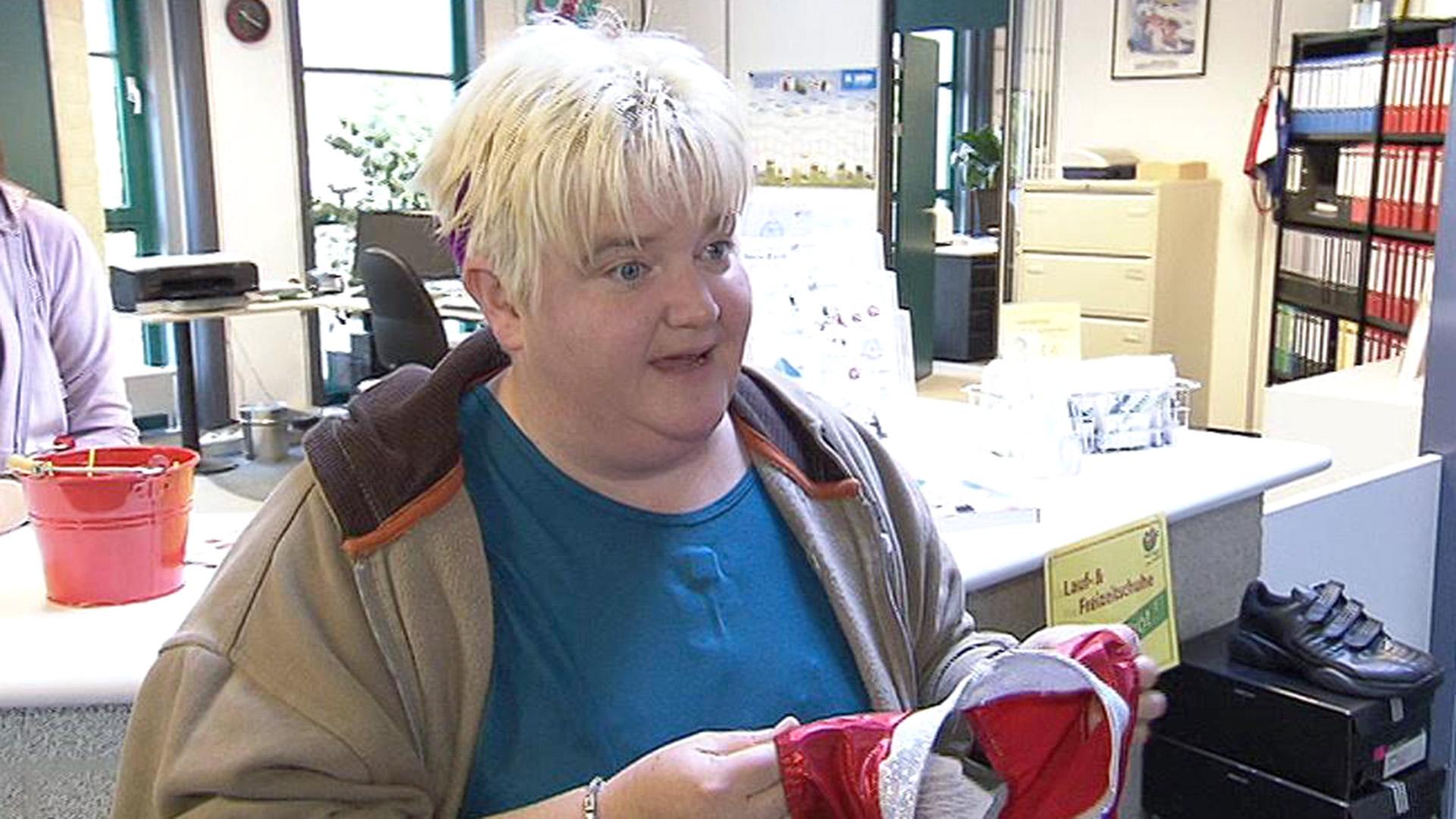 18-Jährige schämt sich für ihre dicke Mutter