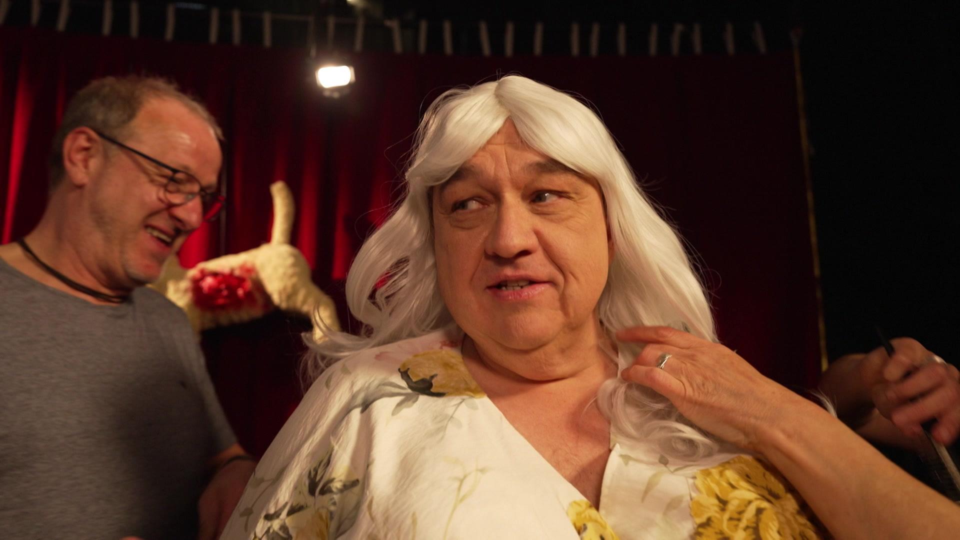 Inside SchleFaZ: Biohazard