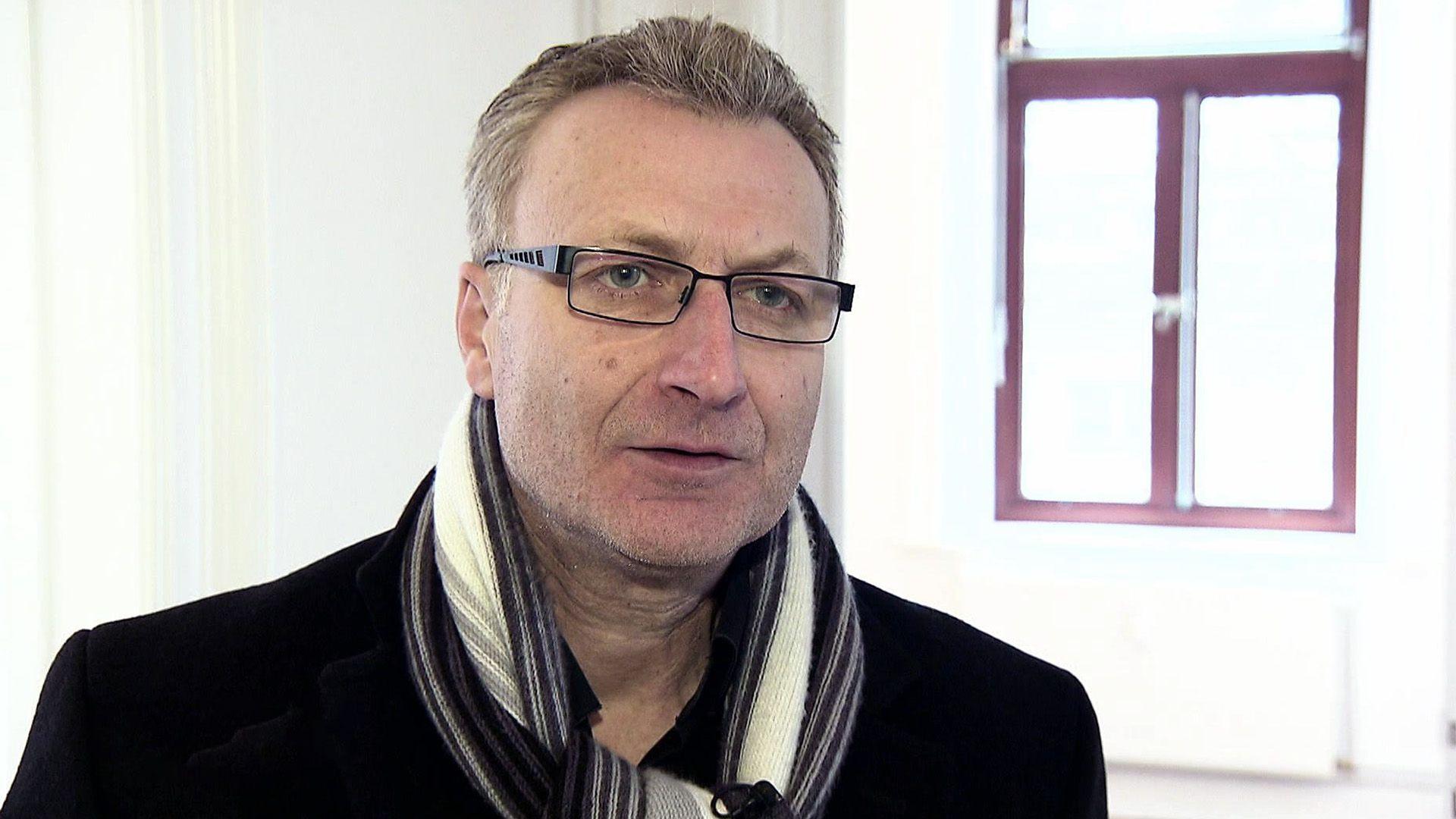 Launischer Künstler sucht gemütliche Wohnung