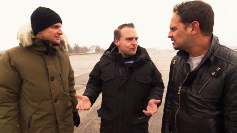 Aus zweiter Hand - Det sucht SUV | Challenge - Axel Stein vs. Moritz Bleibtreu im Nissan 370 Z Nismo | Reportage - Erlkönigjäger