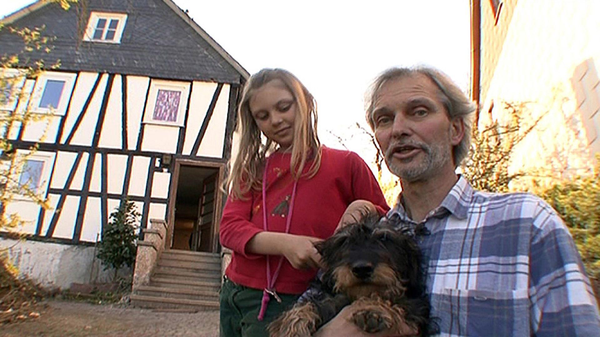 Michael und Tochter Olivia planen den Neuanfang