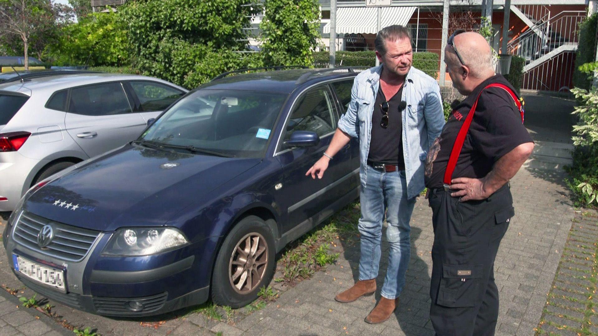 Musiker braucht Kombi mit Anhängerkupplung