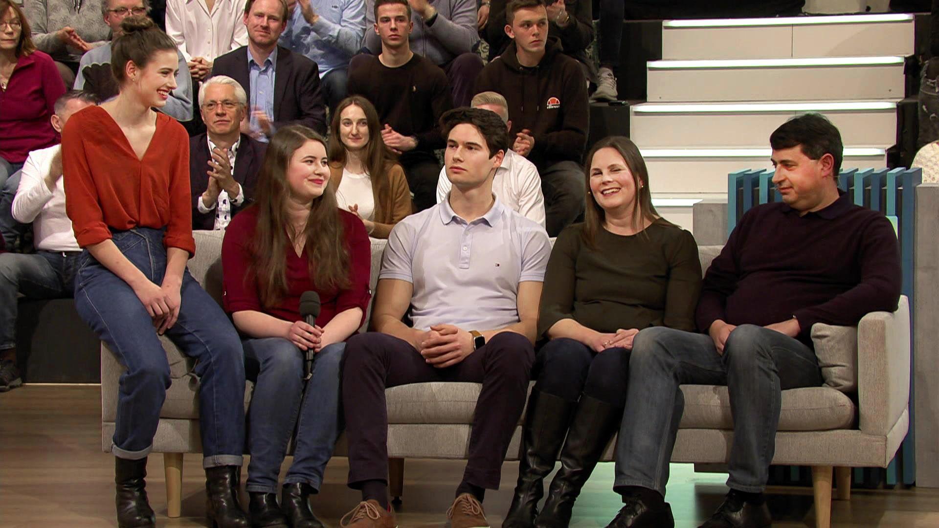 Dating-Apps / Impfpflicht - Lebensrettend oder Körperverletzung? / Großfamilie Deluxe - Gegen das Kl