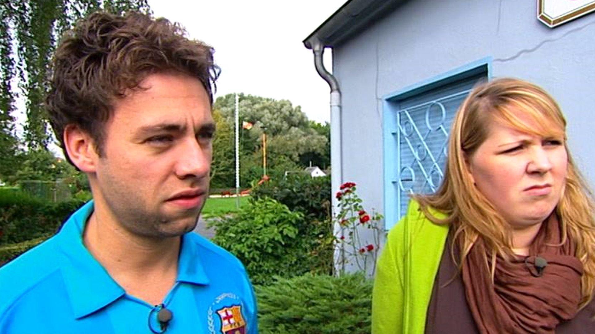 Claus und Eva wollen sich eine Laube zulegen.
