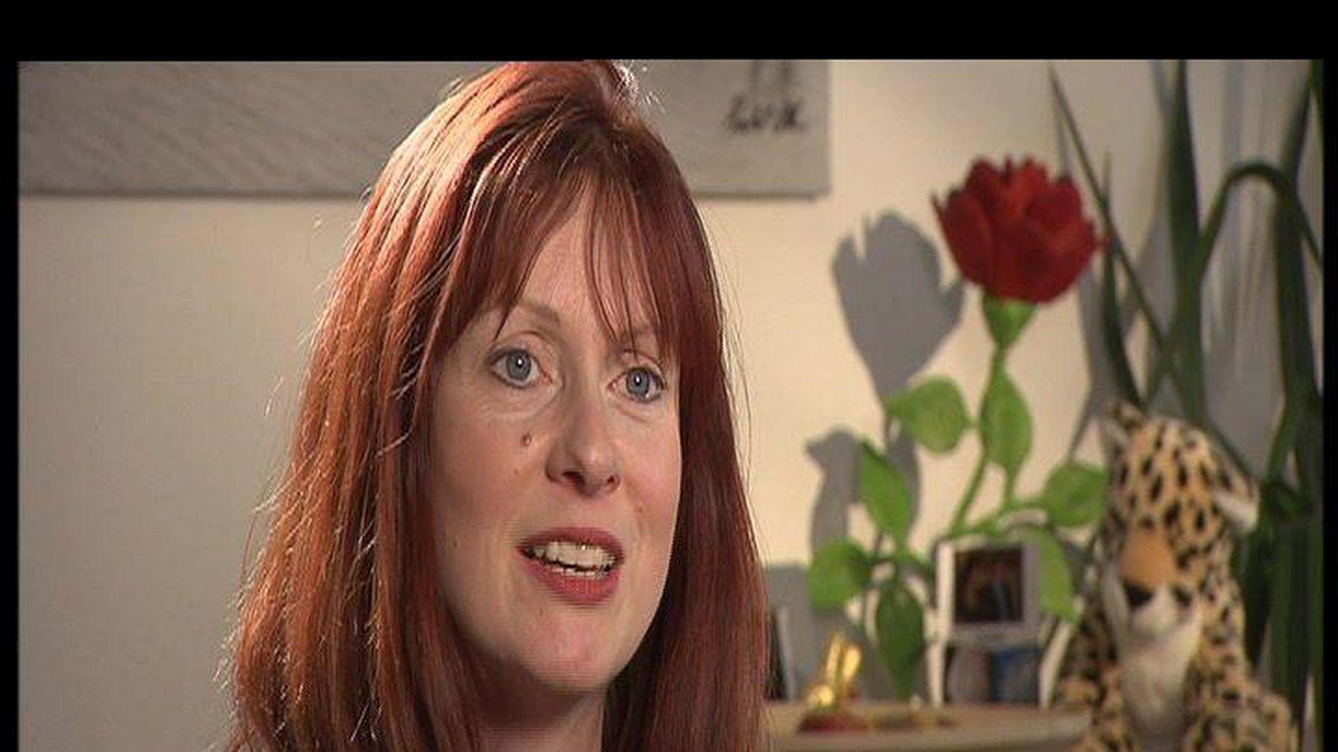 Dreiste Mutter nimmt Exmann aus