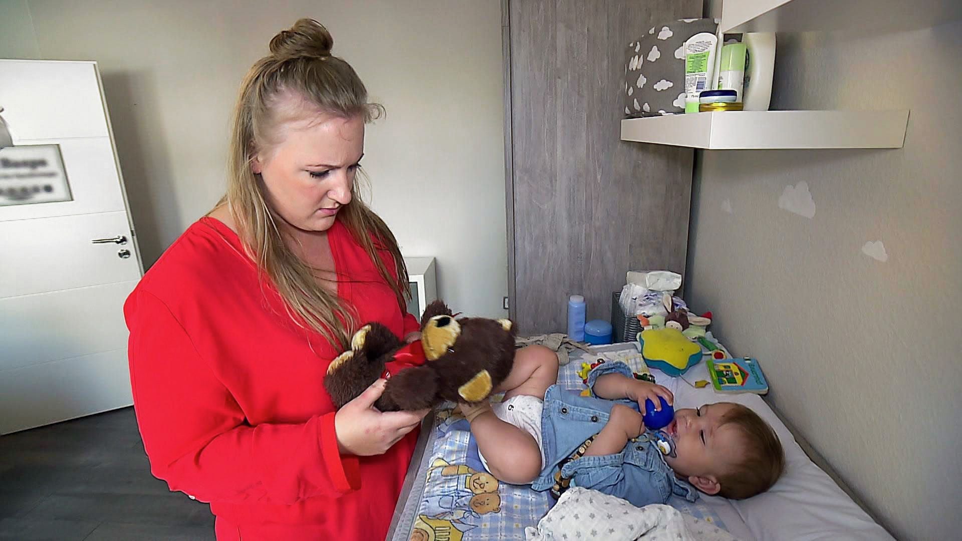 Teddy mit böser Überraschung / Brutales Verbrechen gibt Polizei Rätsel auf