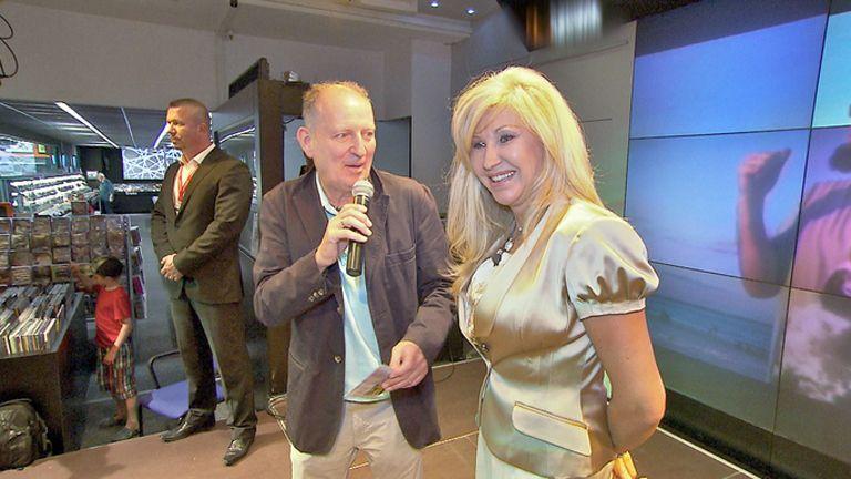 Carmen auf Promotour