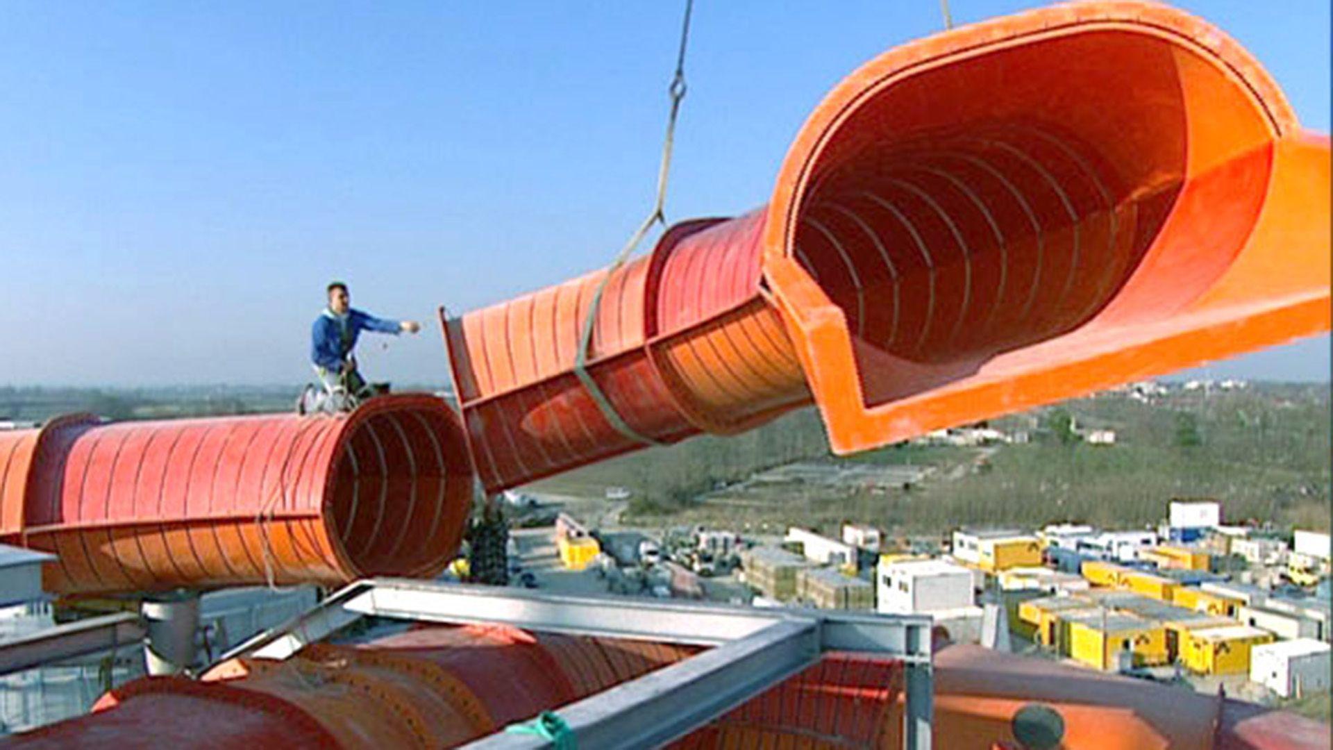 Die unglaublichste Wasserrutsche der Welt - Land unter auf der Mega-Baustelle!